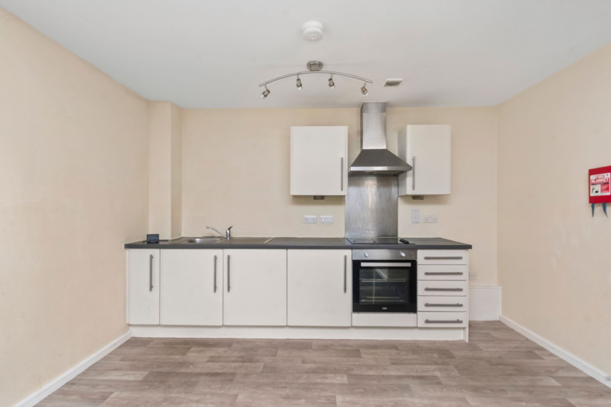 Greenings Court, Warrington