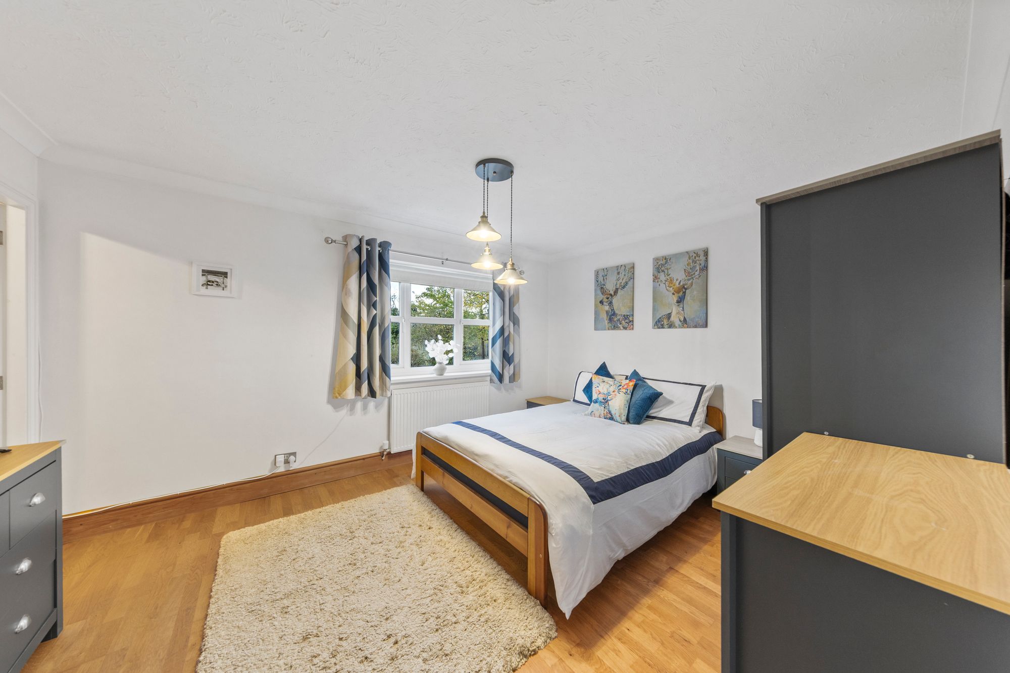 Cross Lane South, Warrington