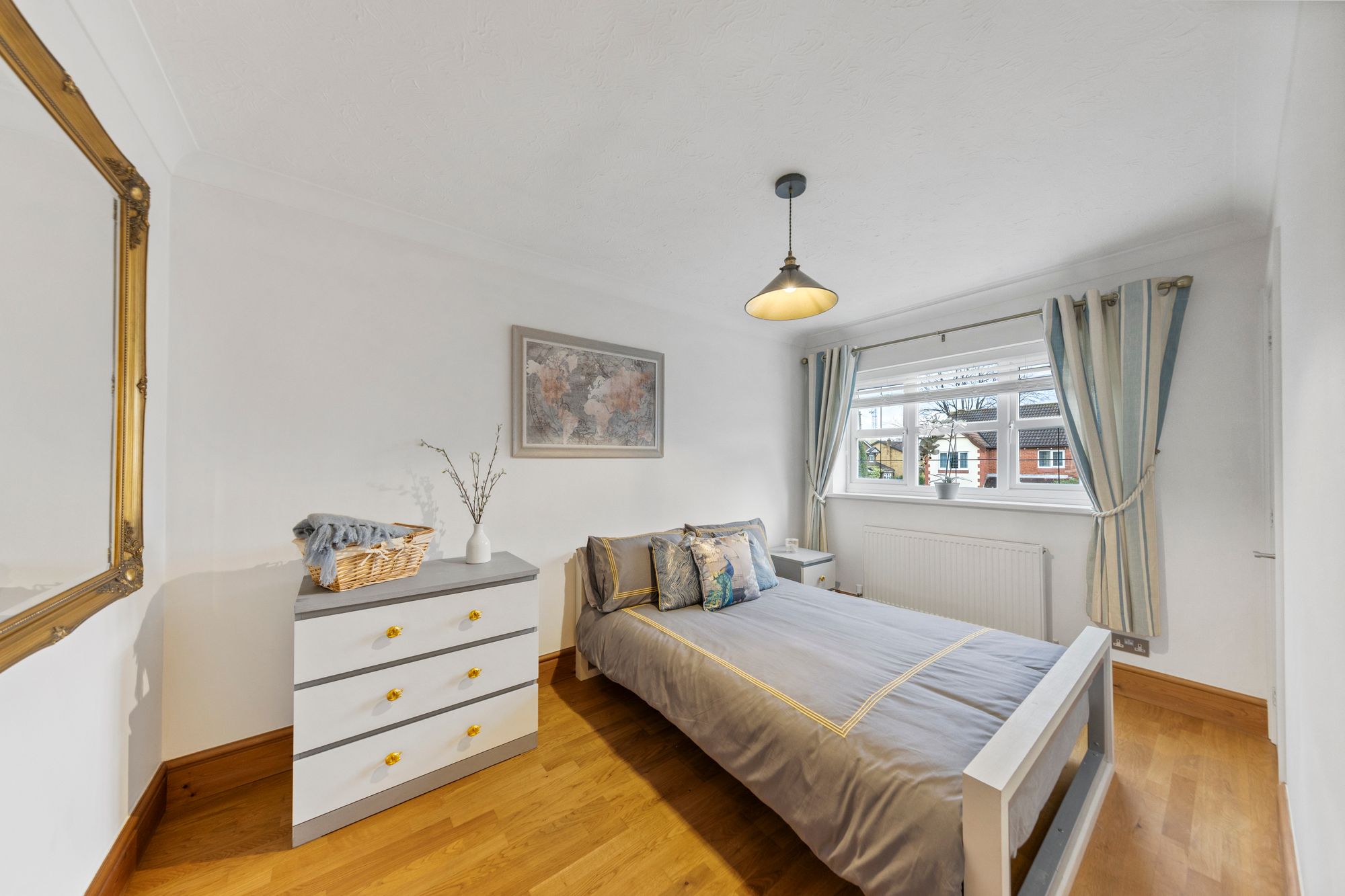 Cross Lane South, Warrington