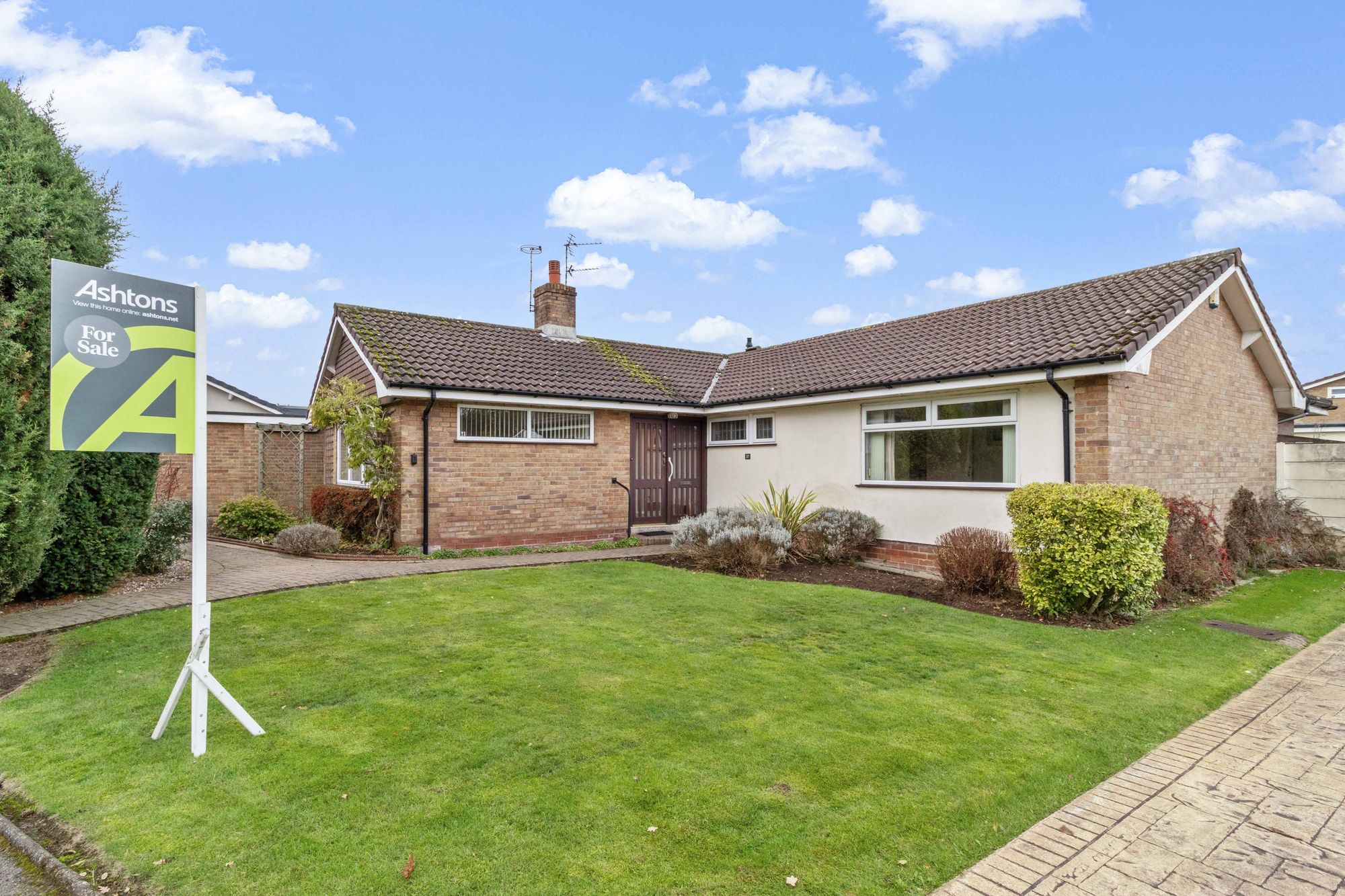 Pewterspear Lane, Appleton, WA4