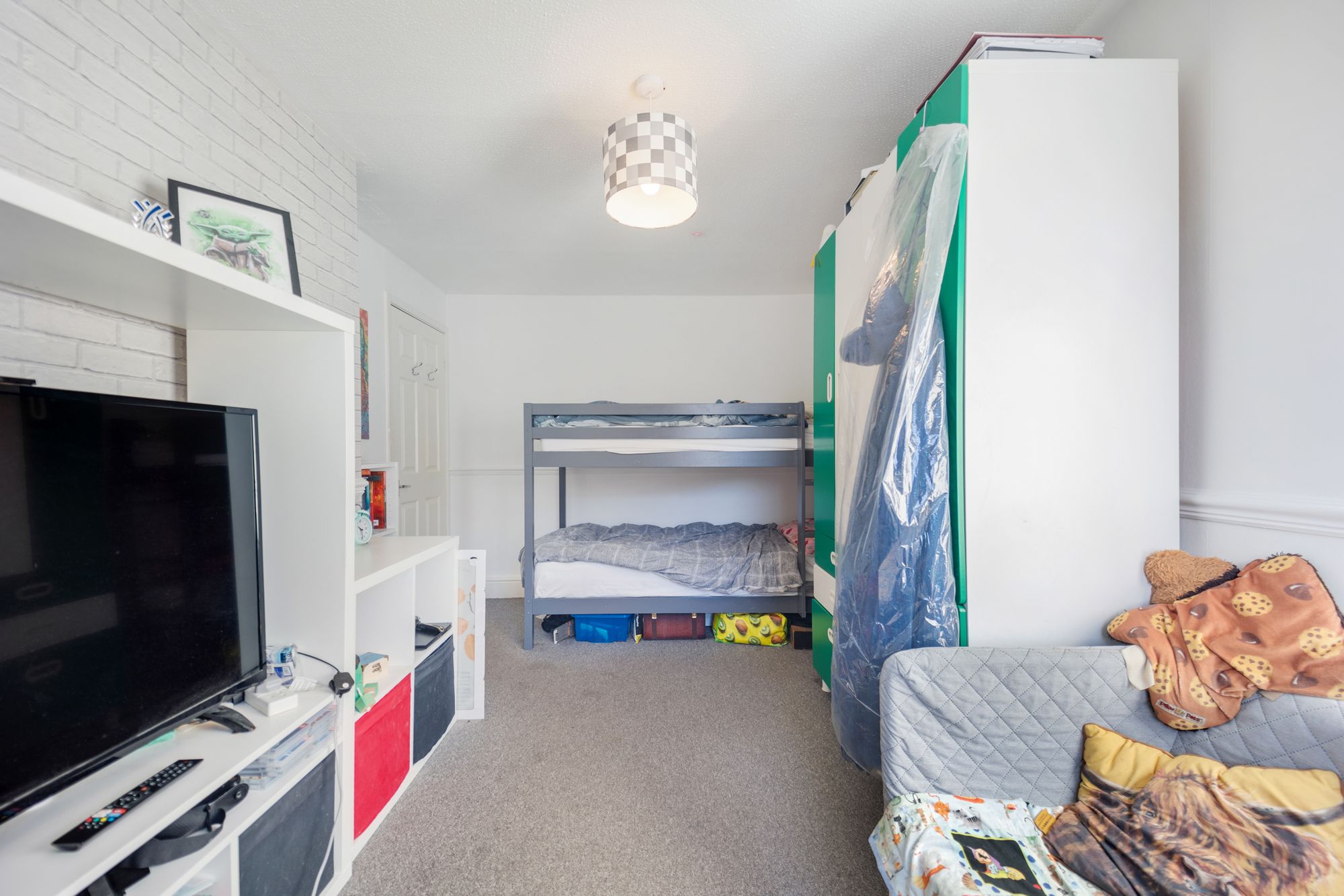 Redruth Close, Runcorn