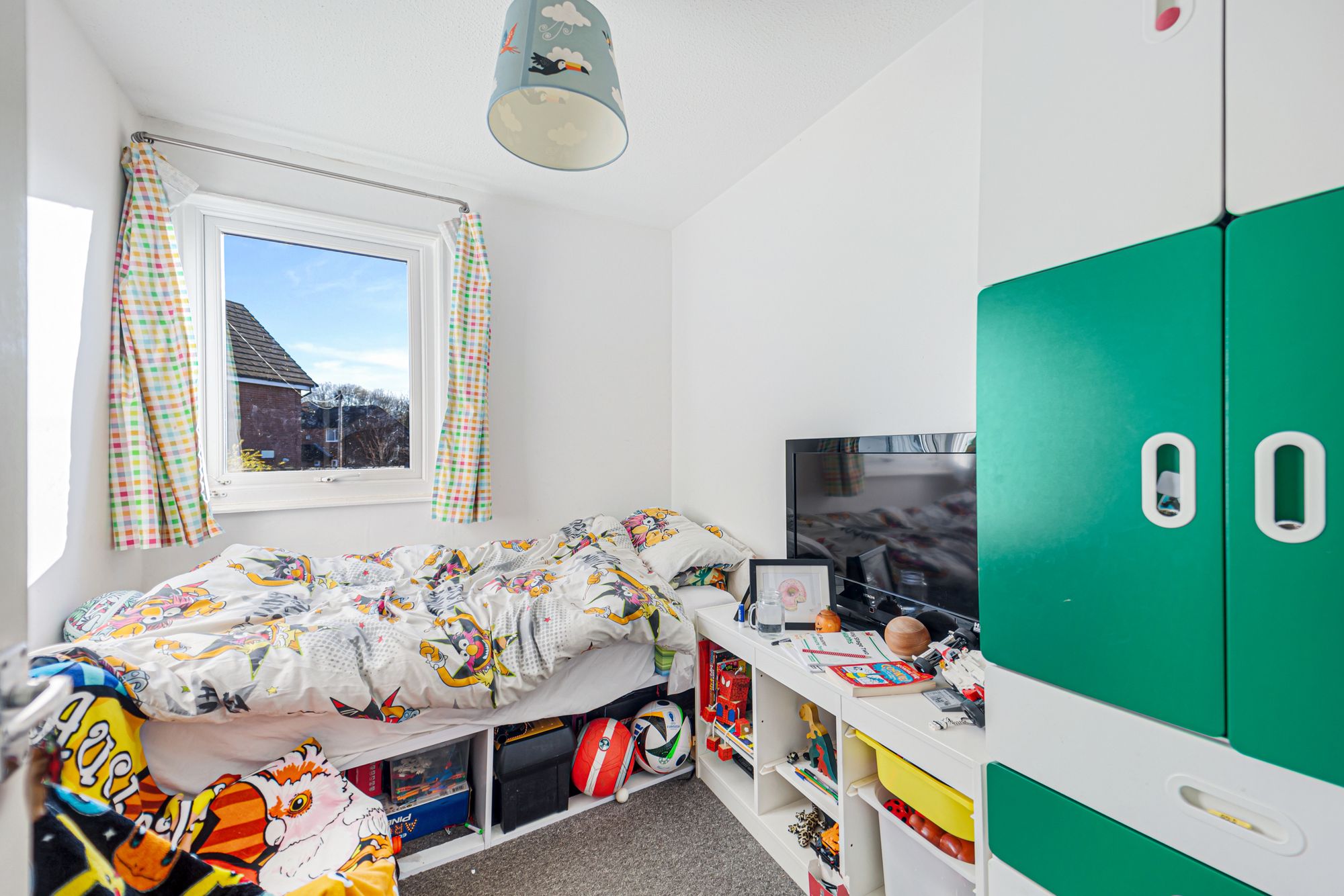 Redruth Close, Runcorn