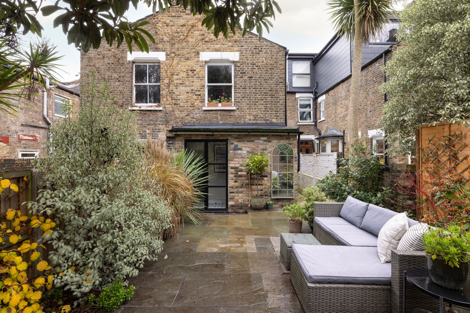 Story Of Home Garden Ivydale Road Nunhead SE15 21