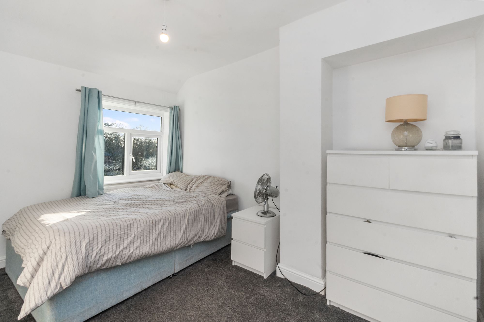 Upland Road, St. Helens, WA10