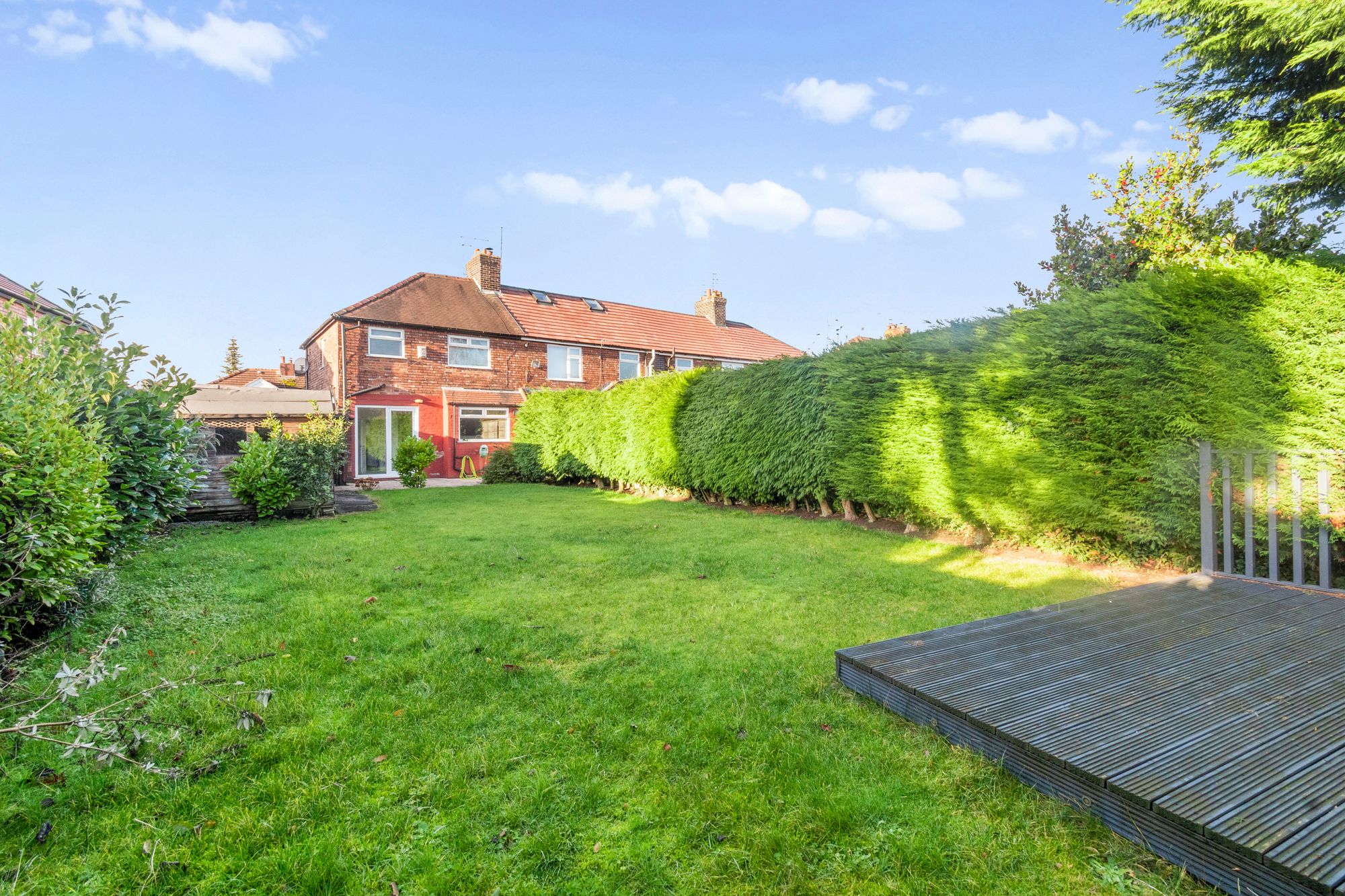 St. Georges Avenue, Windle, WA10