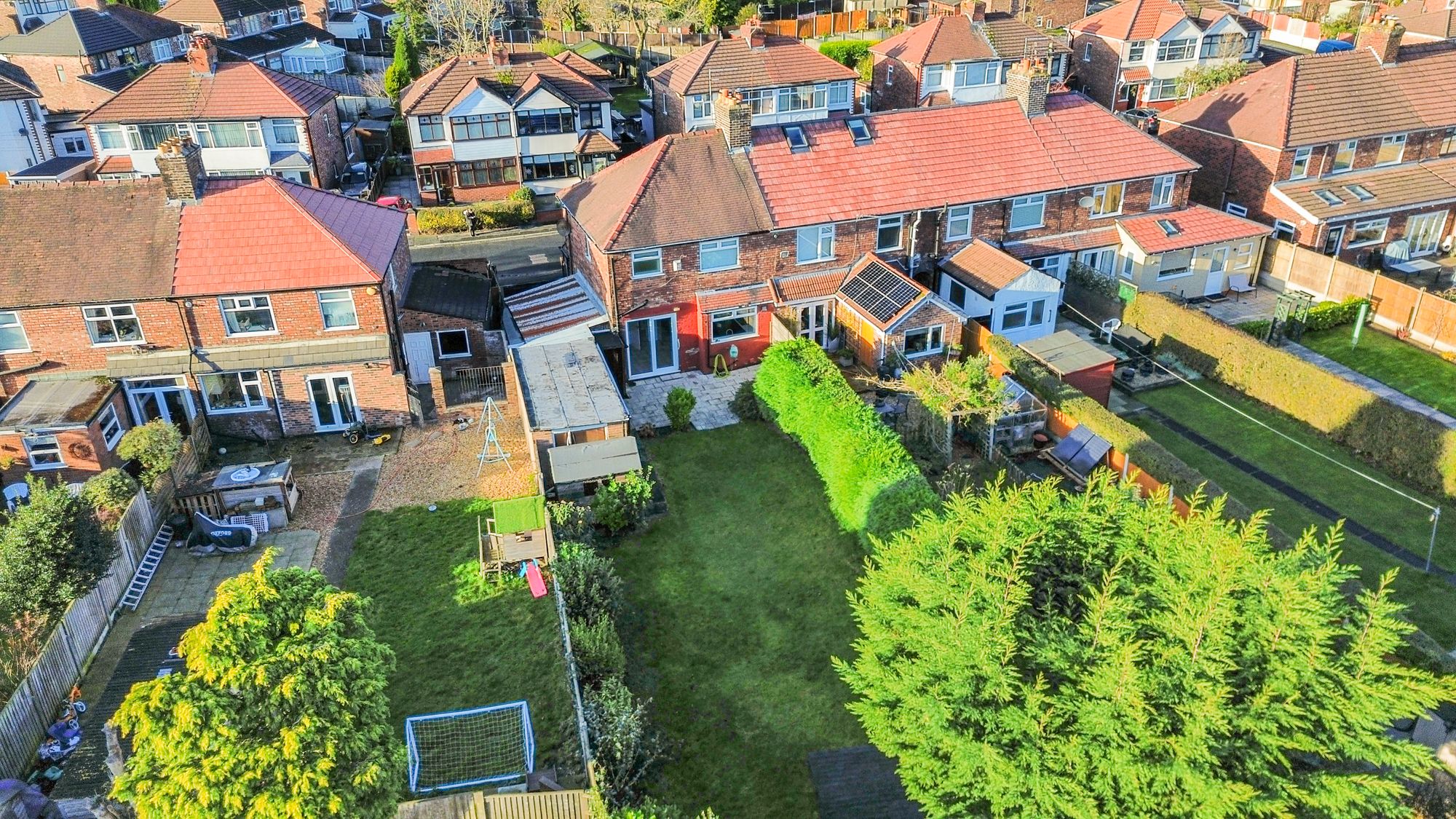 St. Georges Avenue, Windle, WA10