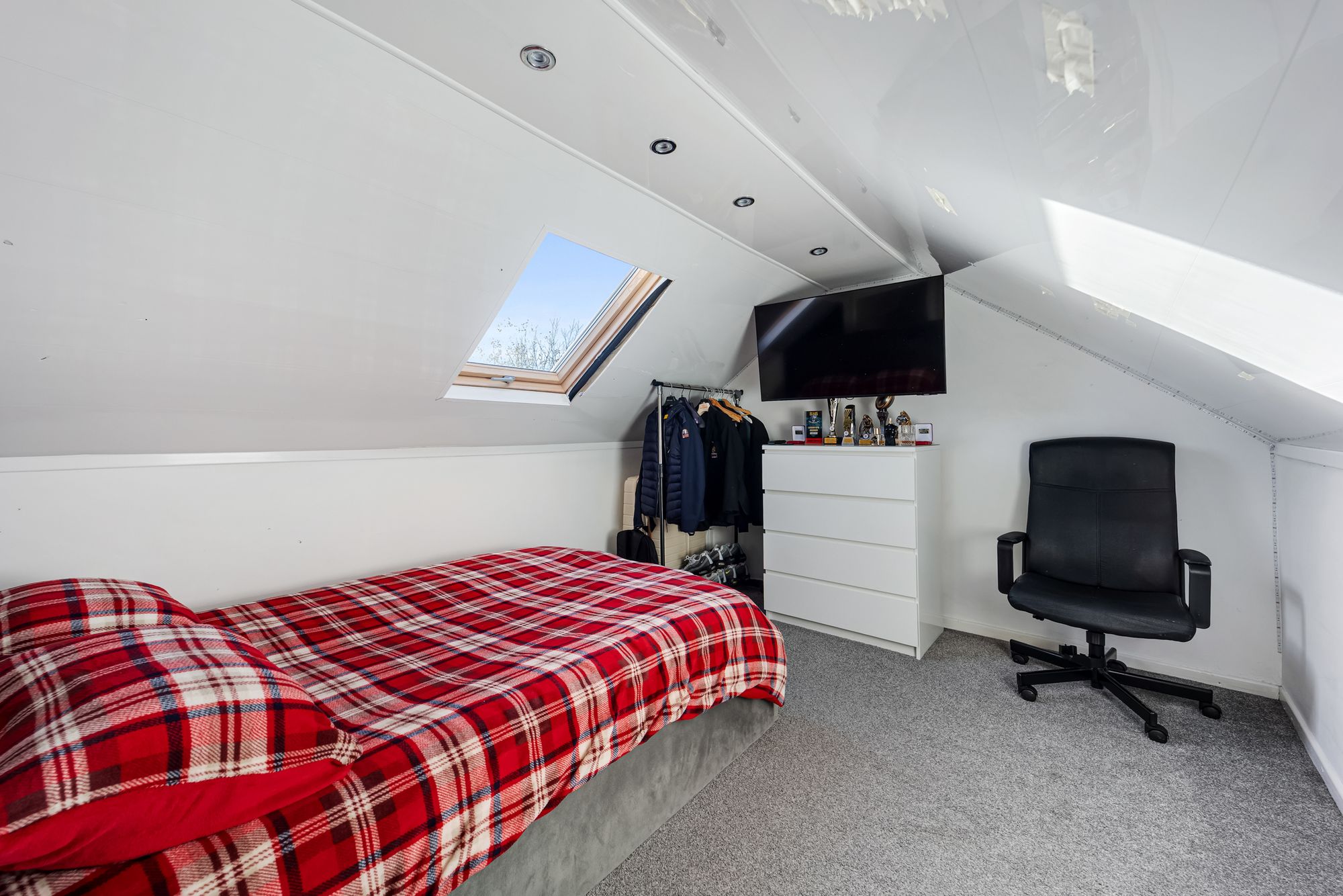 Avondale Drive, Widnes