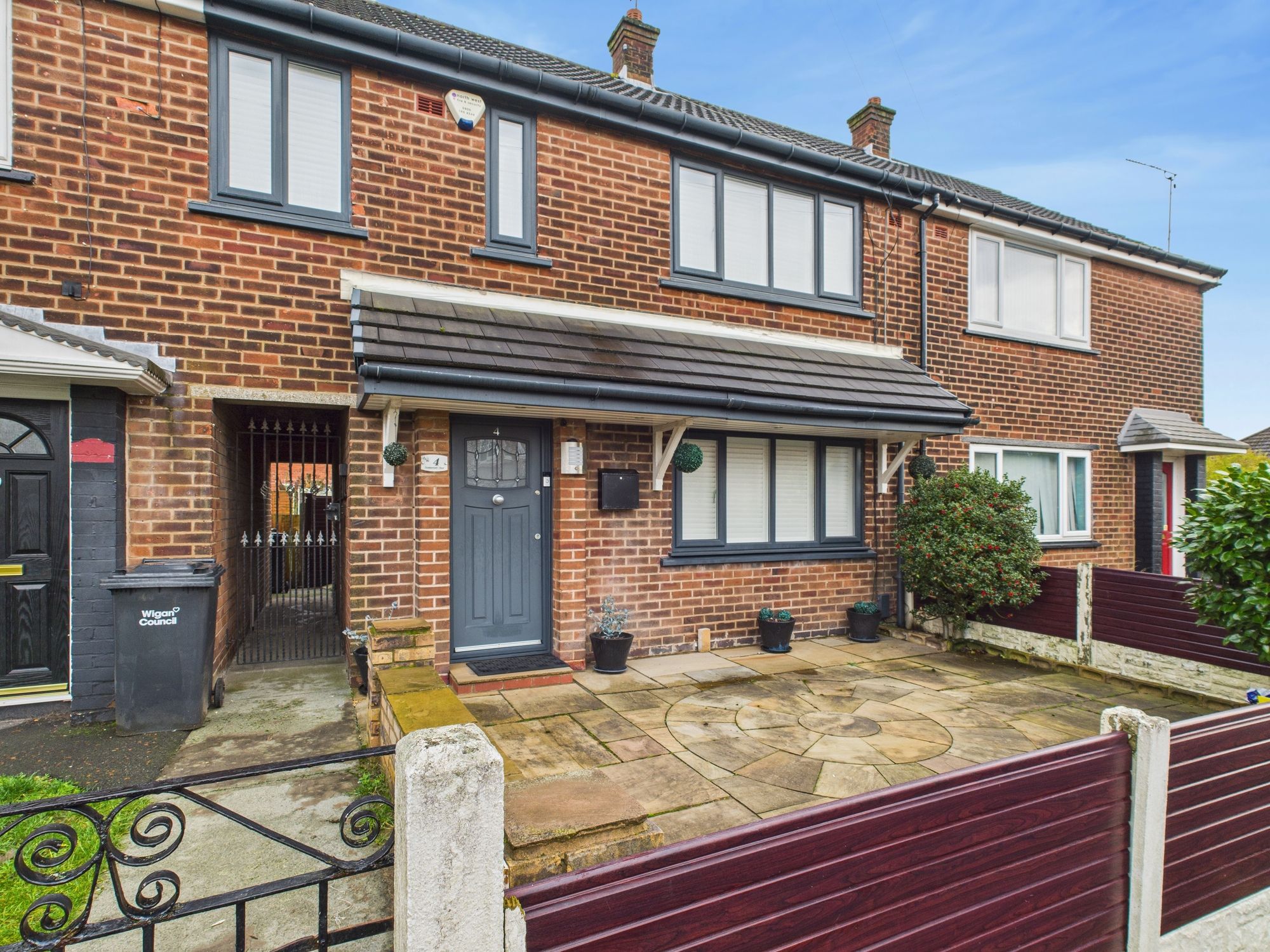 CAM05197G0 PR0167 STILL023