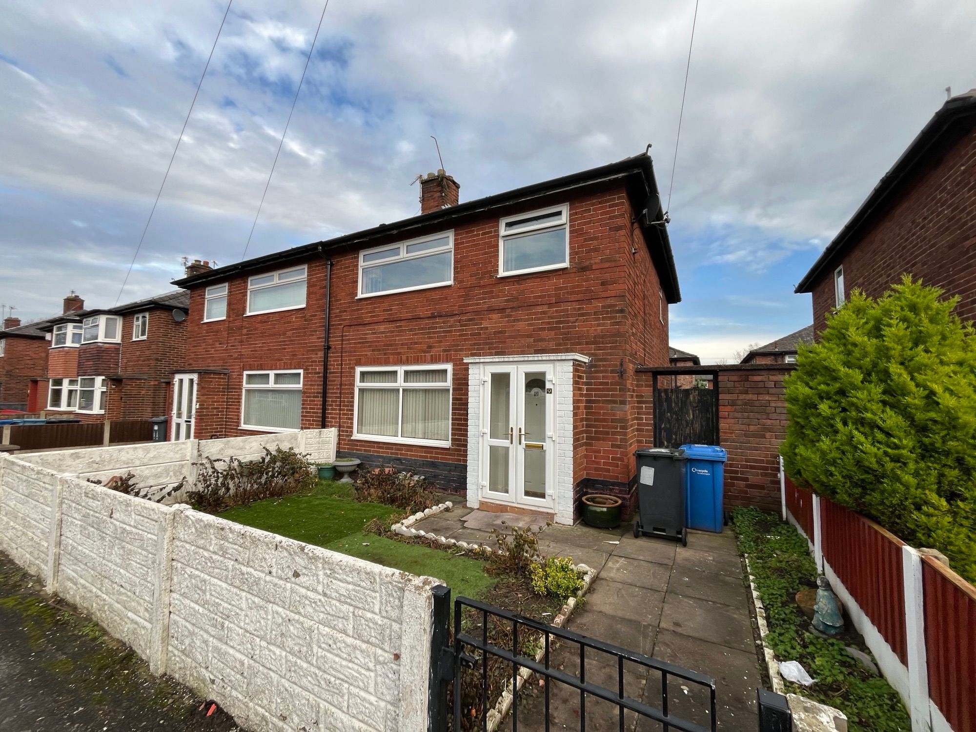 Summerfield Avenue, Warrington, WA5