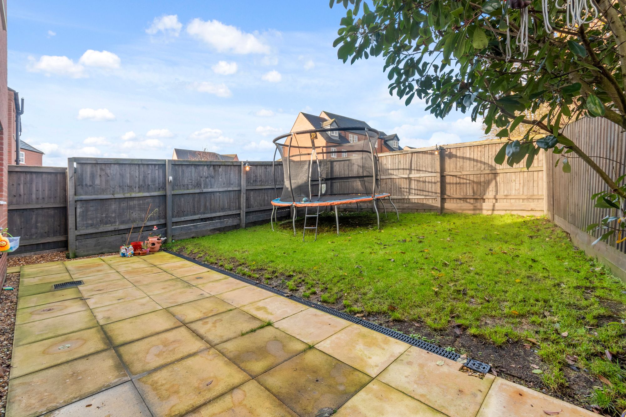 City Road, St. Helens, WA10