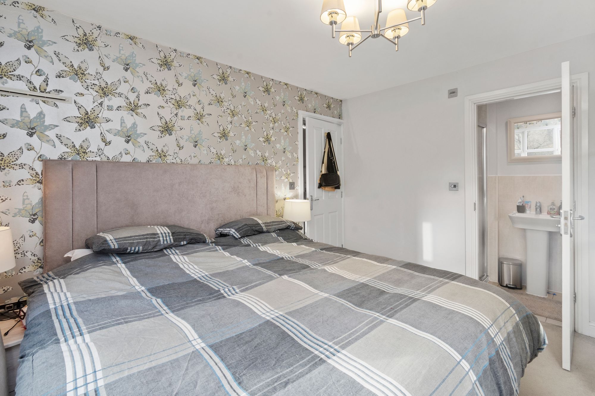 City Road, St. Helens, WA10