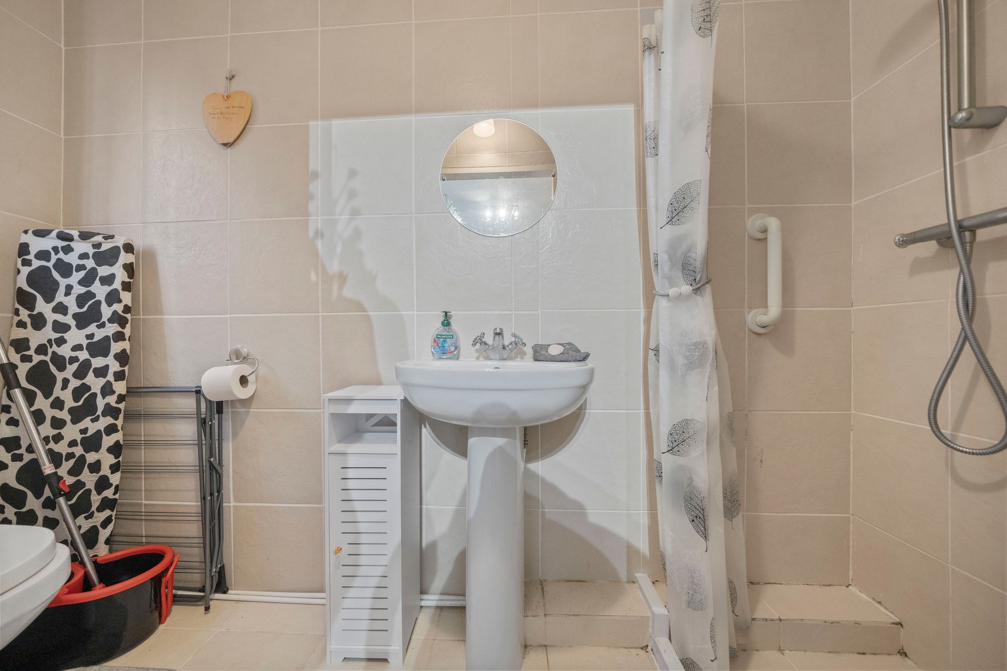 St. Helens Road, Leigh, WN7