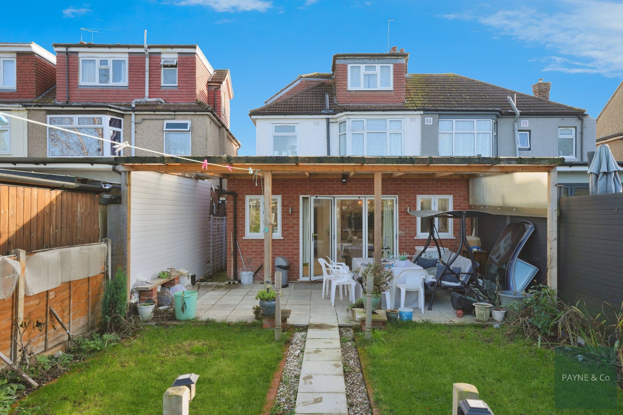 Bawdsey Avenue, Ilford, IG2