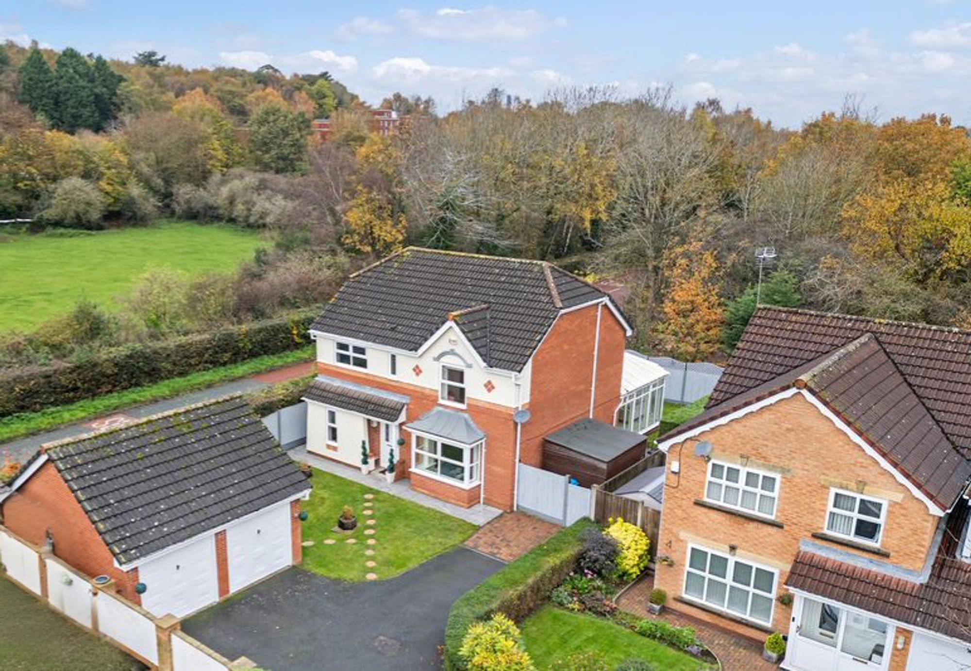 Highgate Close, Norton, WA7