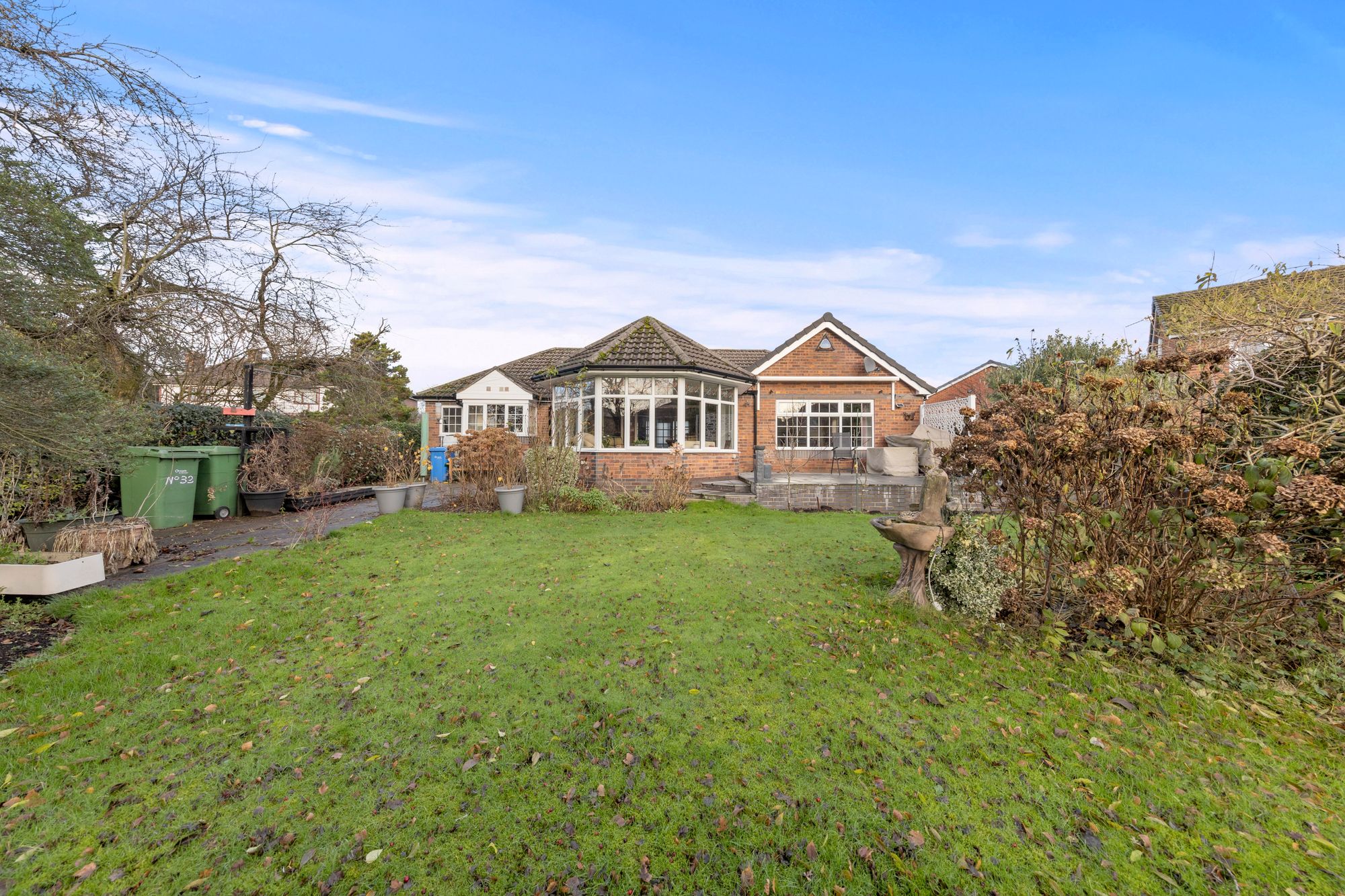 Lord Street, Croft, WA3