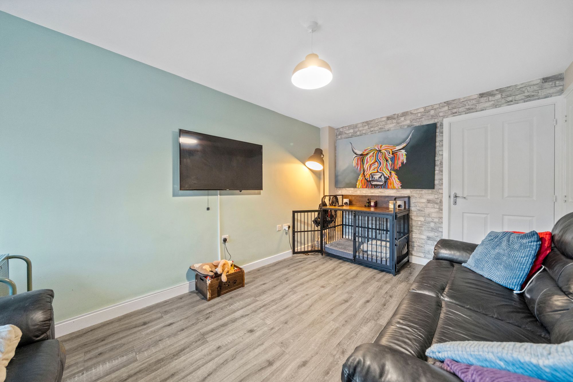 Hadfield Grove, Leigh, WN7