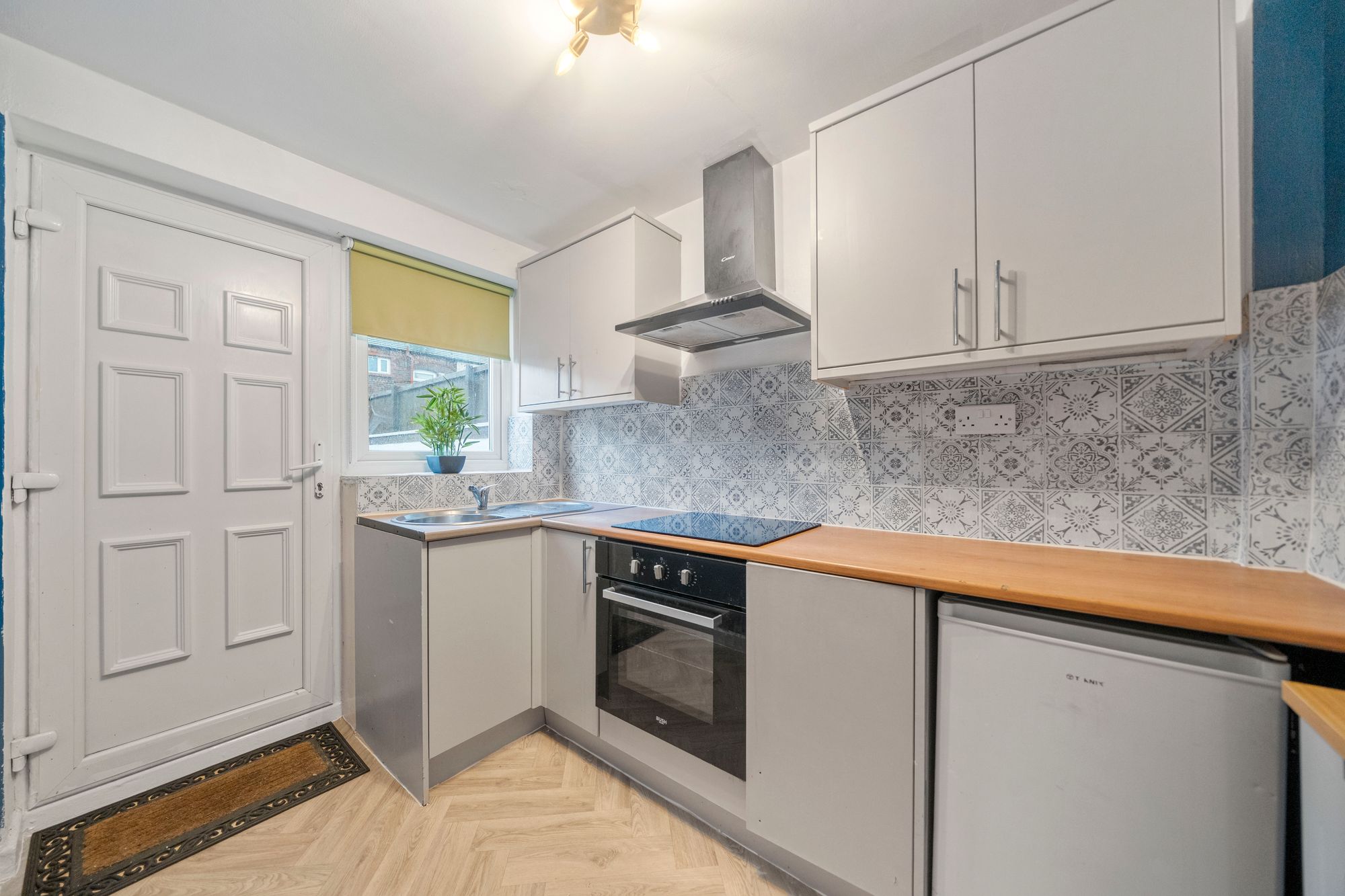 Argyle Street, St. Helens, WA10