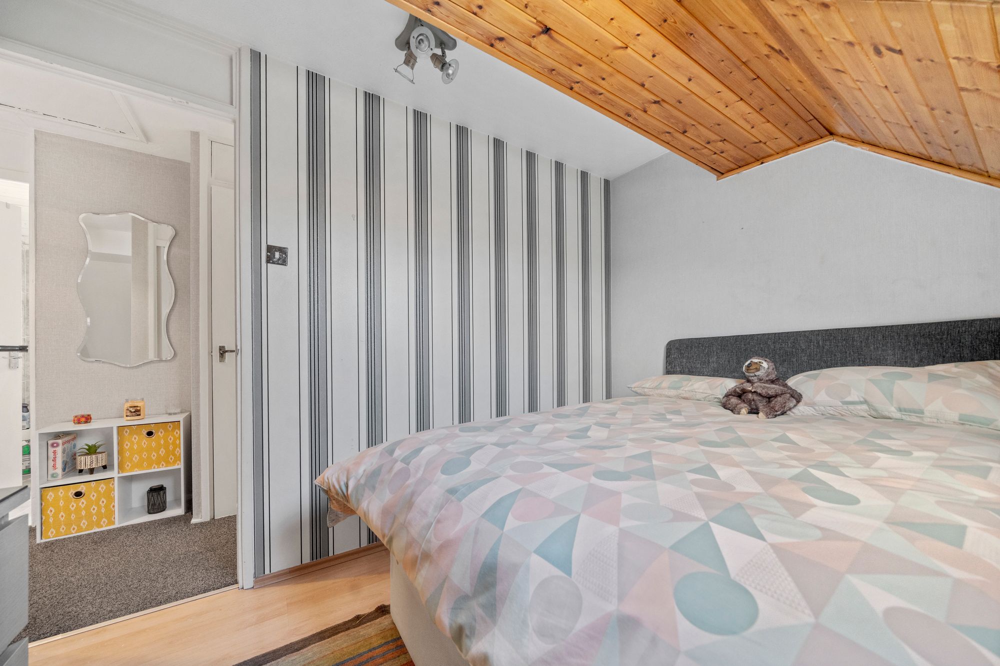 Rowland Close, Fearnhead, WA2