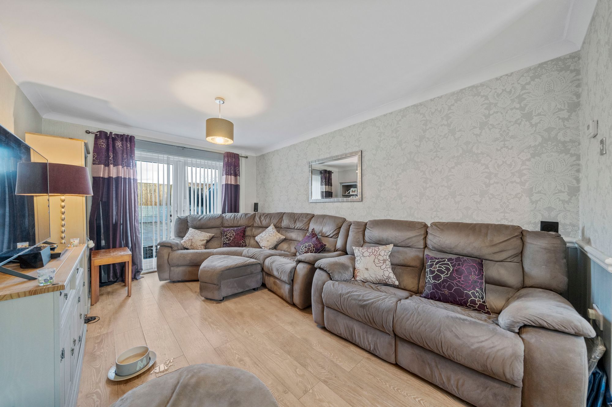 Rowland Close, Fearnhead, WA2