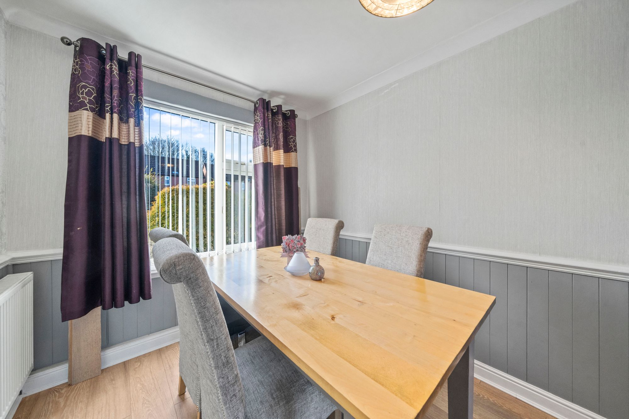 Rowland Close, Fearnhead, WA2