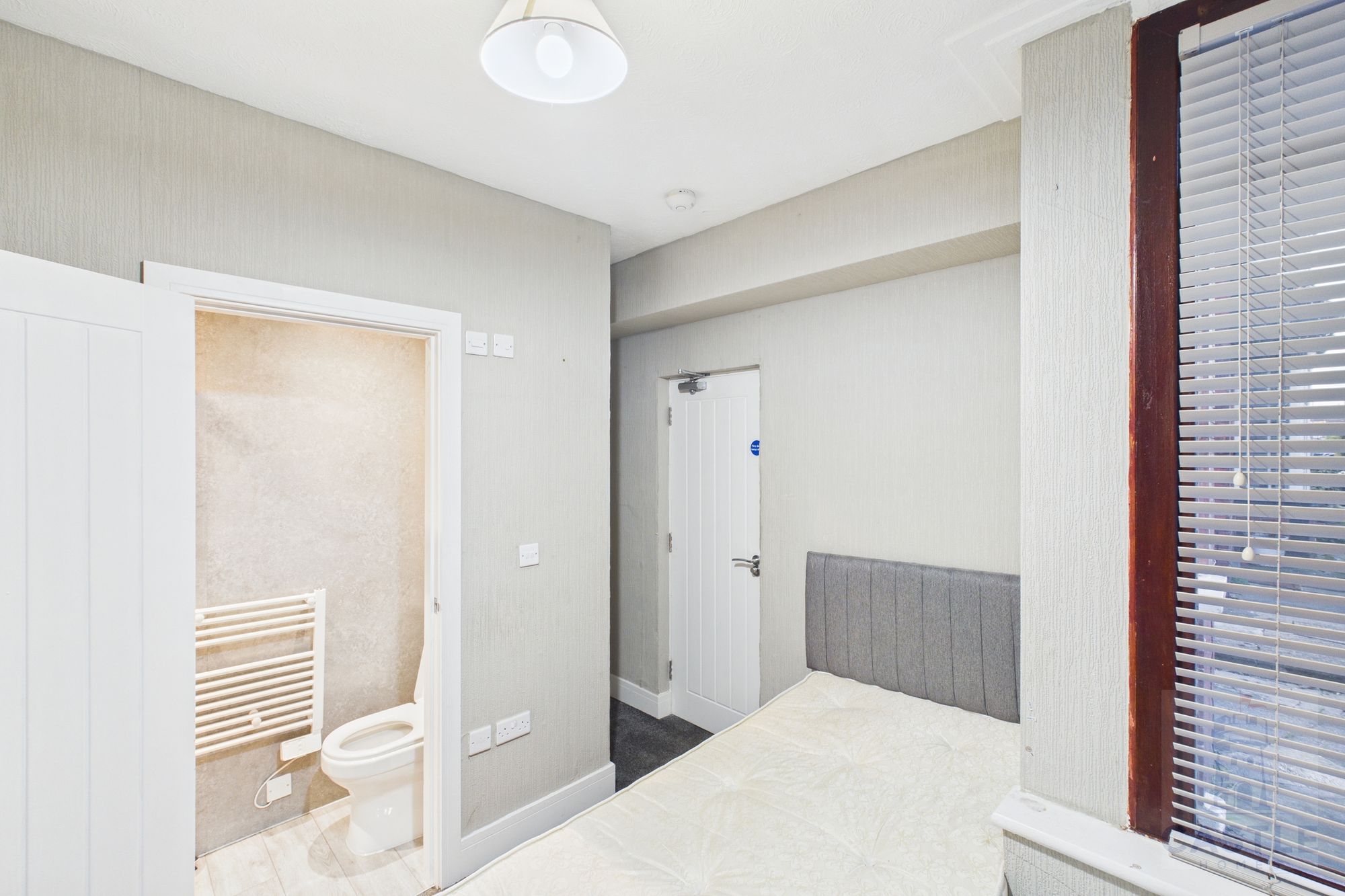 Room 2, 10 Lichfield Road, Middlesbrough