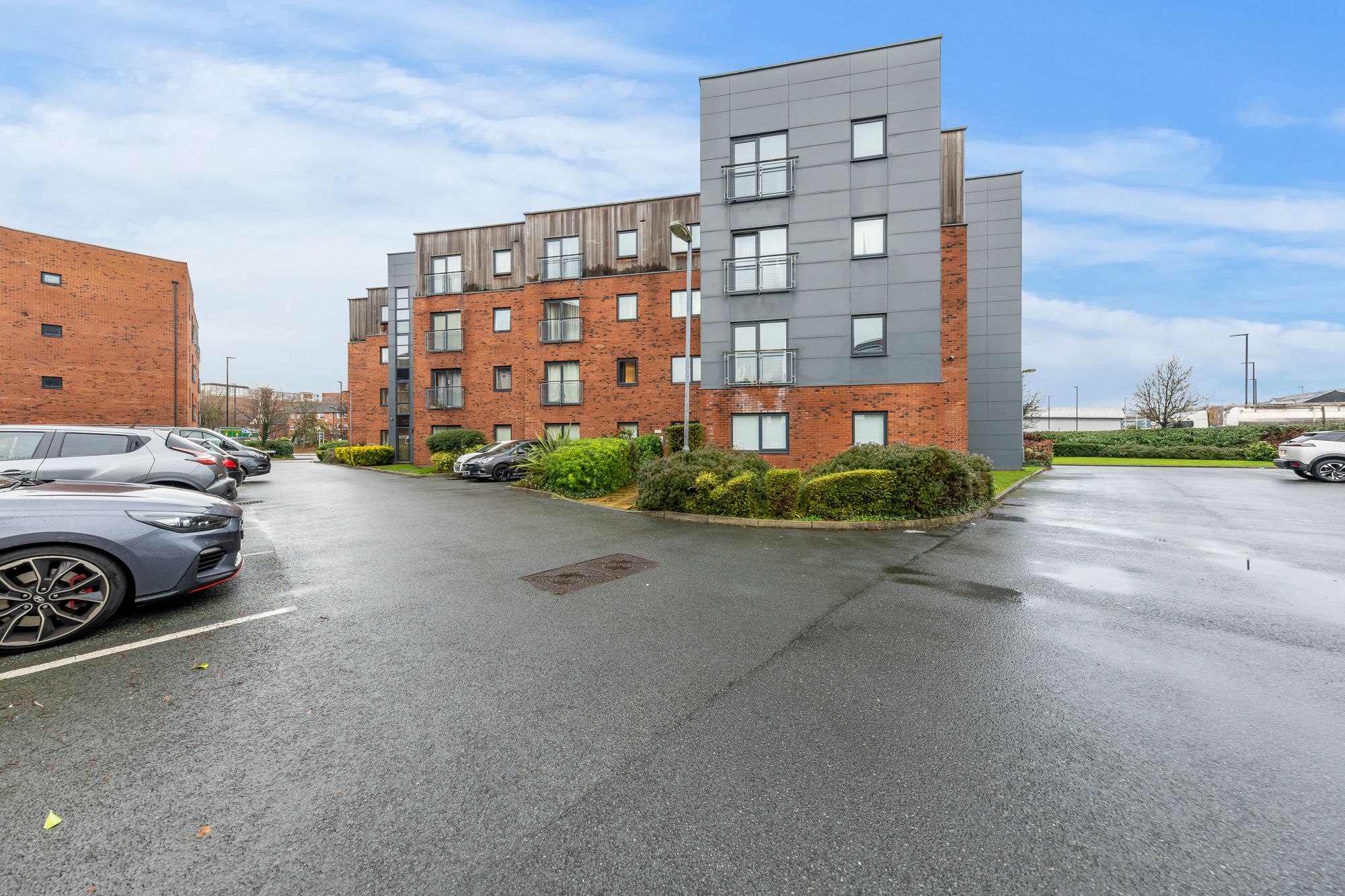 Dutton Court, Warrington, WA1