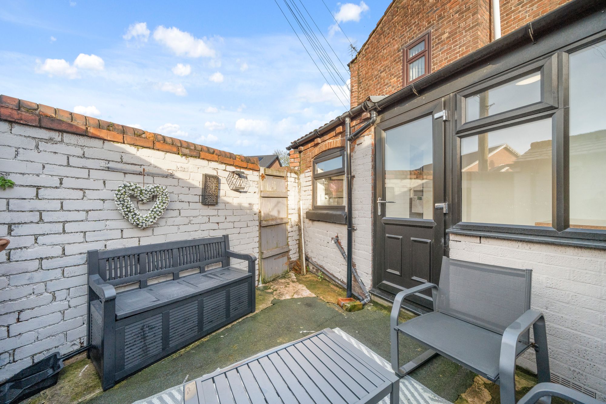 Rutland Street, St. Helens, WA10