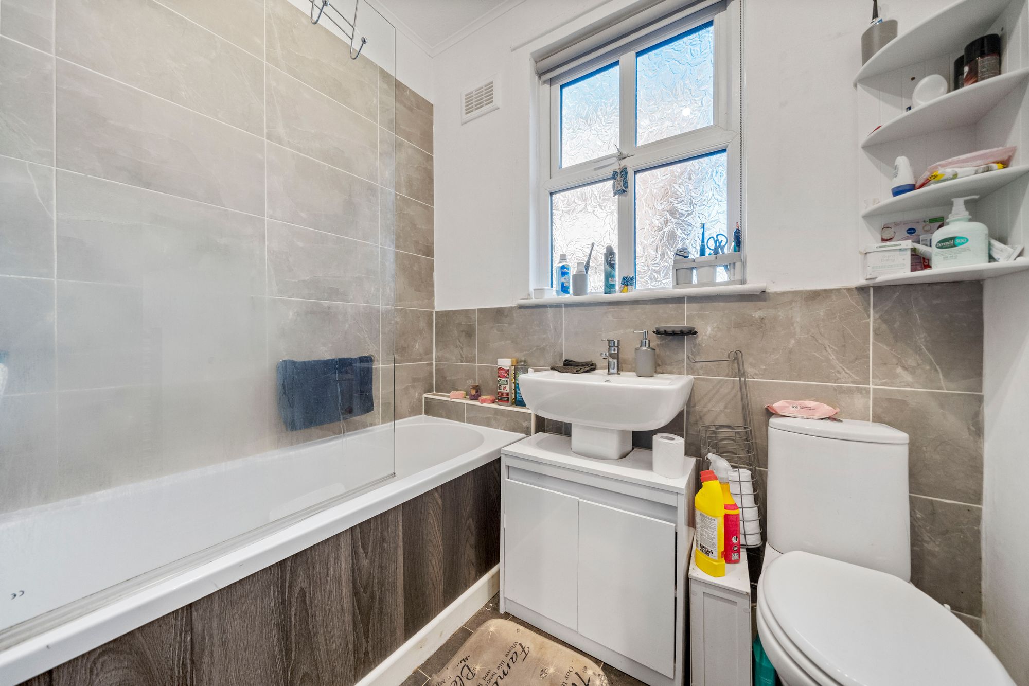 Grosvenor Road, Olive Mount, WA10