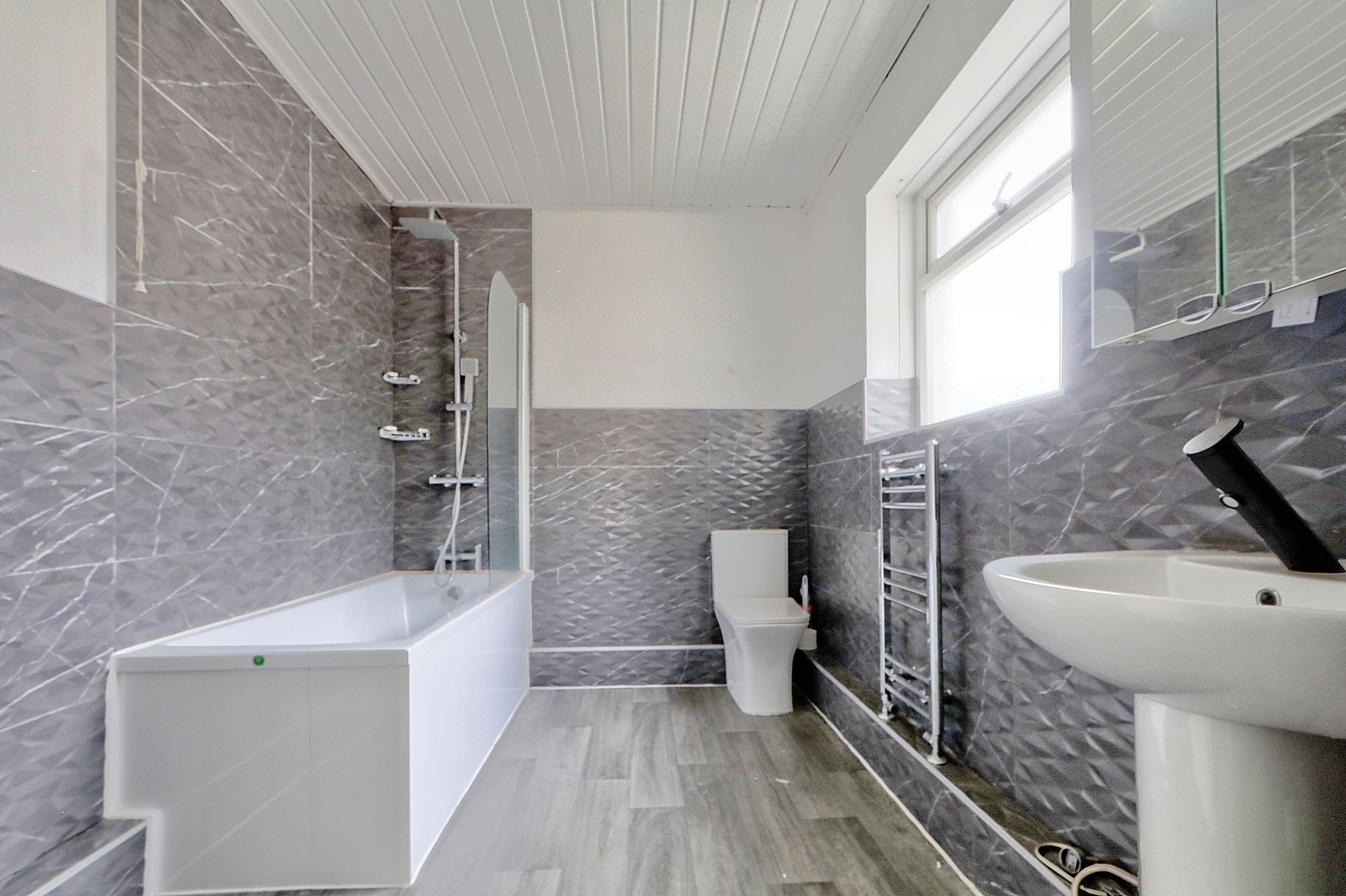 _MG_6298_299_300_Enhancer