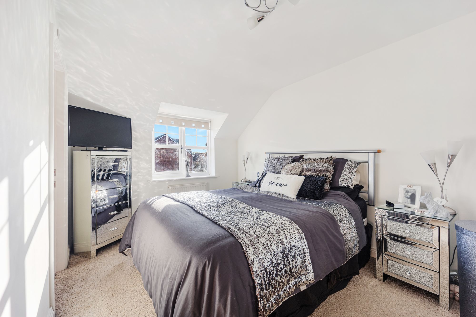 Iona Crescent, Widnes, WA8