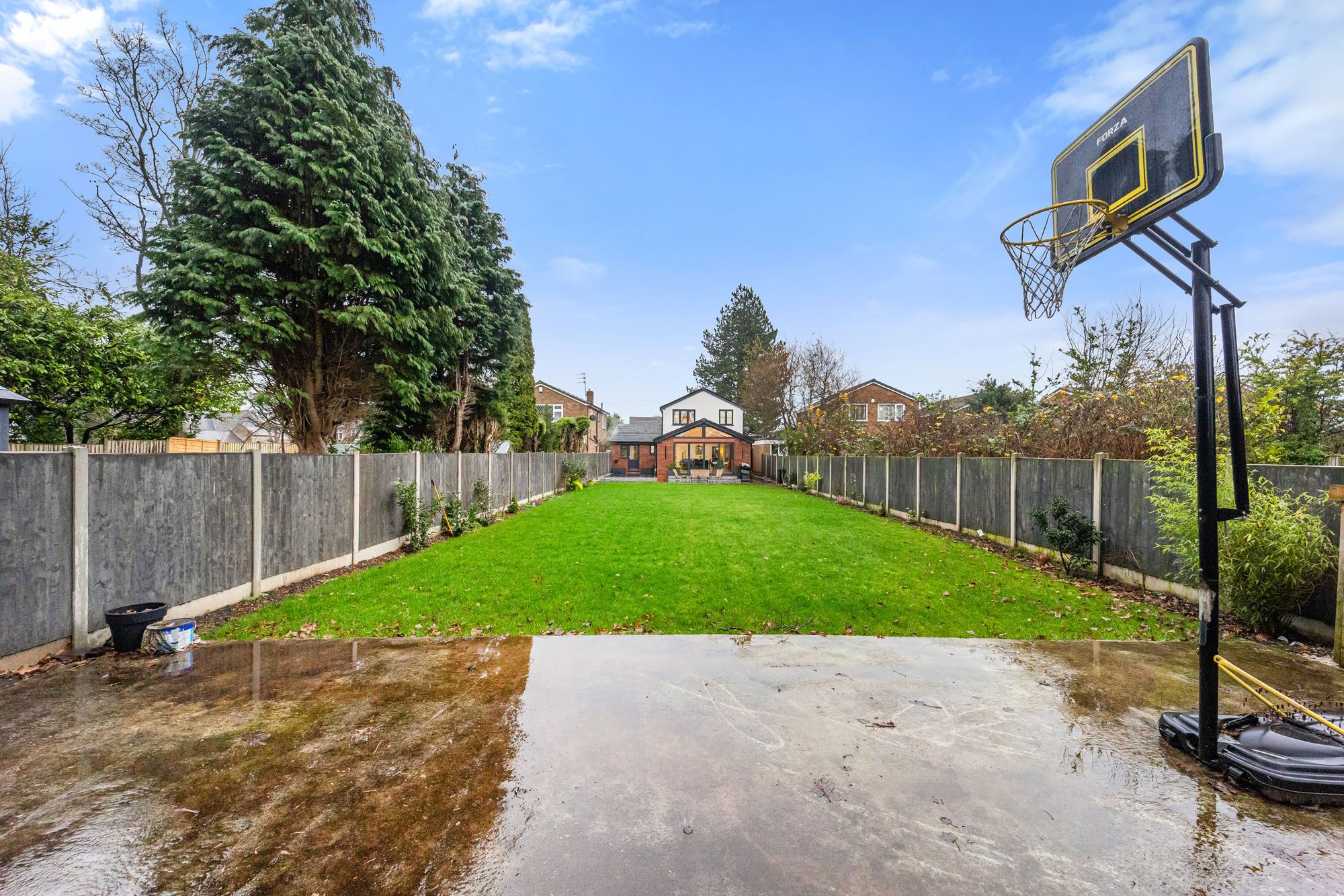 St. James Road, Rainhill, L35