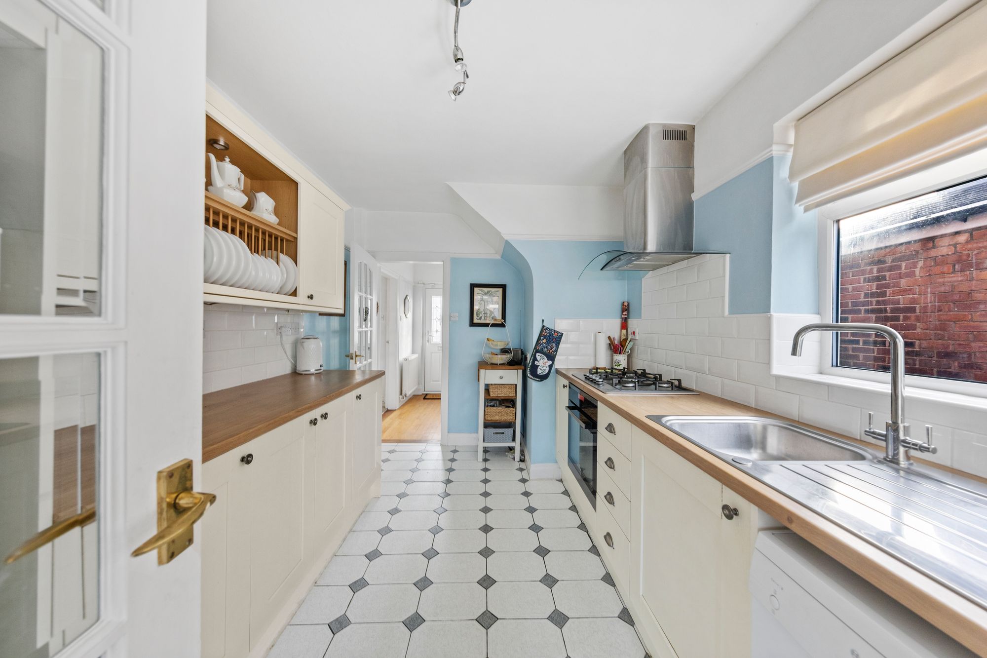 St. Marys Road, Penketh, WA5