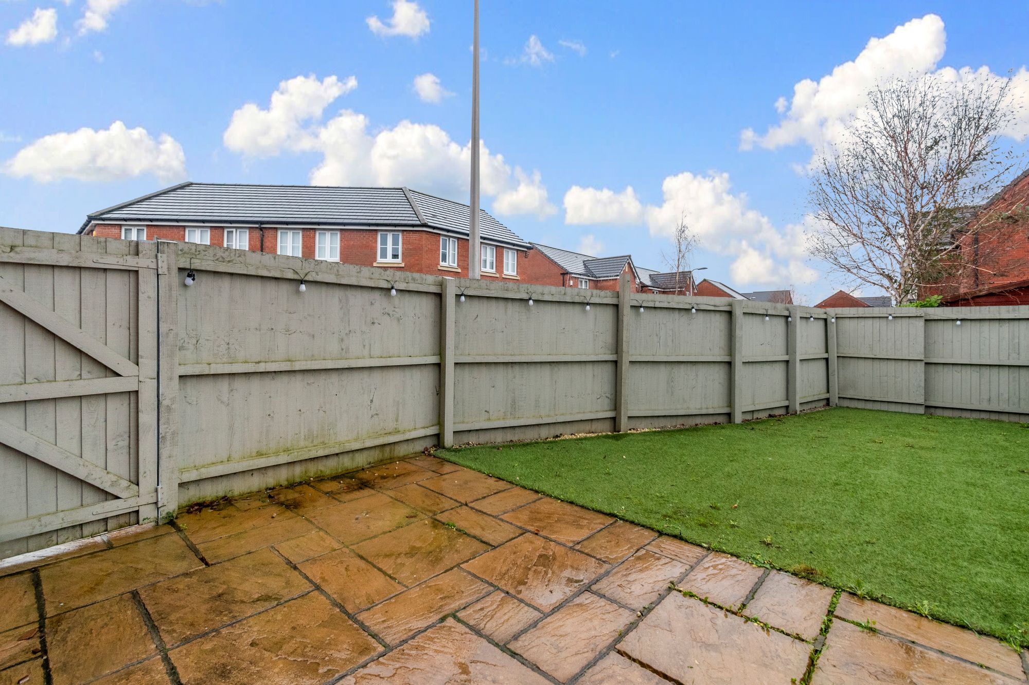 Deerfield Close, St. Helens