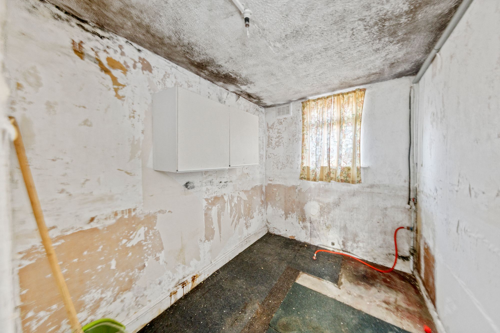 Summerfield Avenue, Warrington