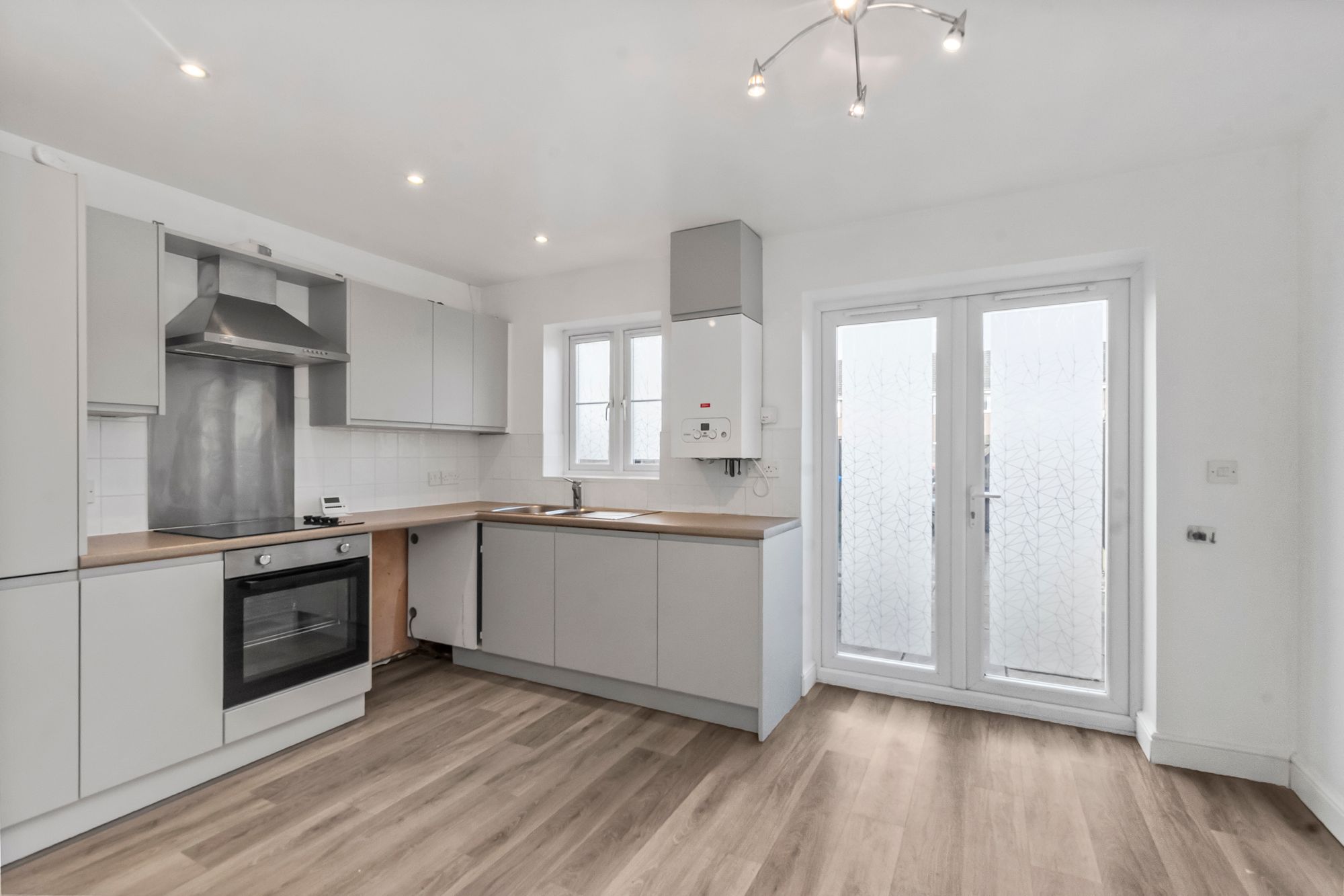 Queens Ave, Glazebury