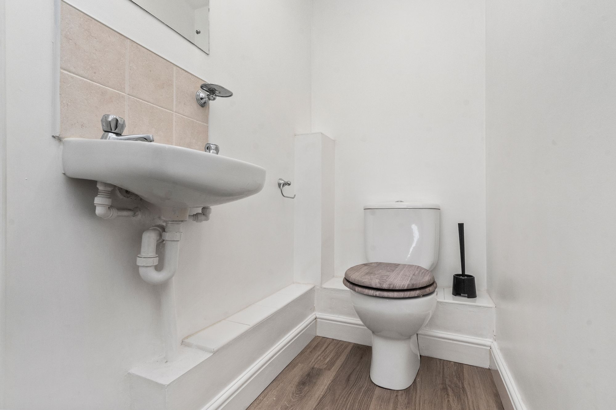 Queens Ave, Glazebury