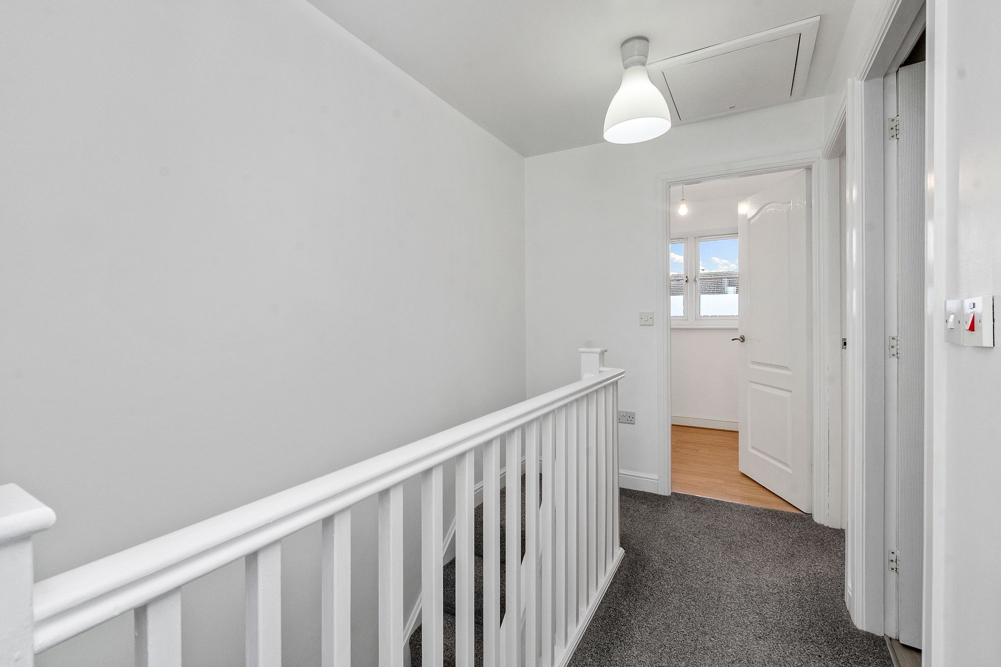 Queens Ave, Glazebury