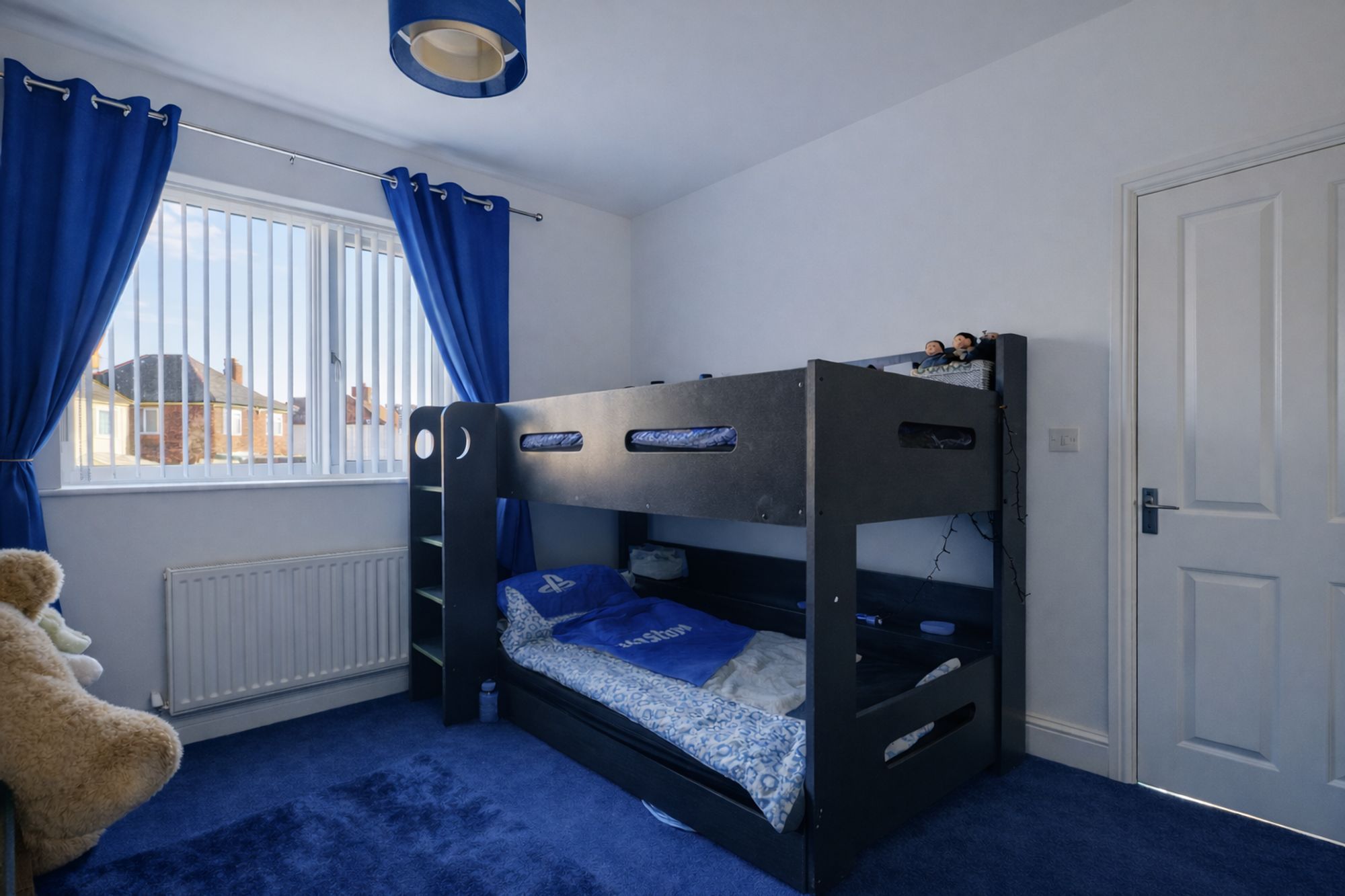 8c4bfed5-5199-47d8-8b5d-1d2ca279d48e