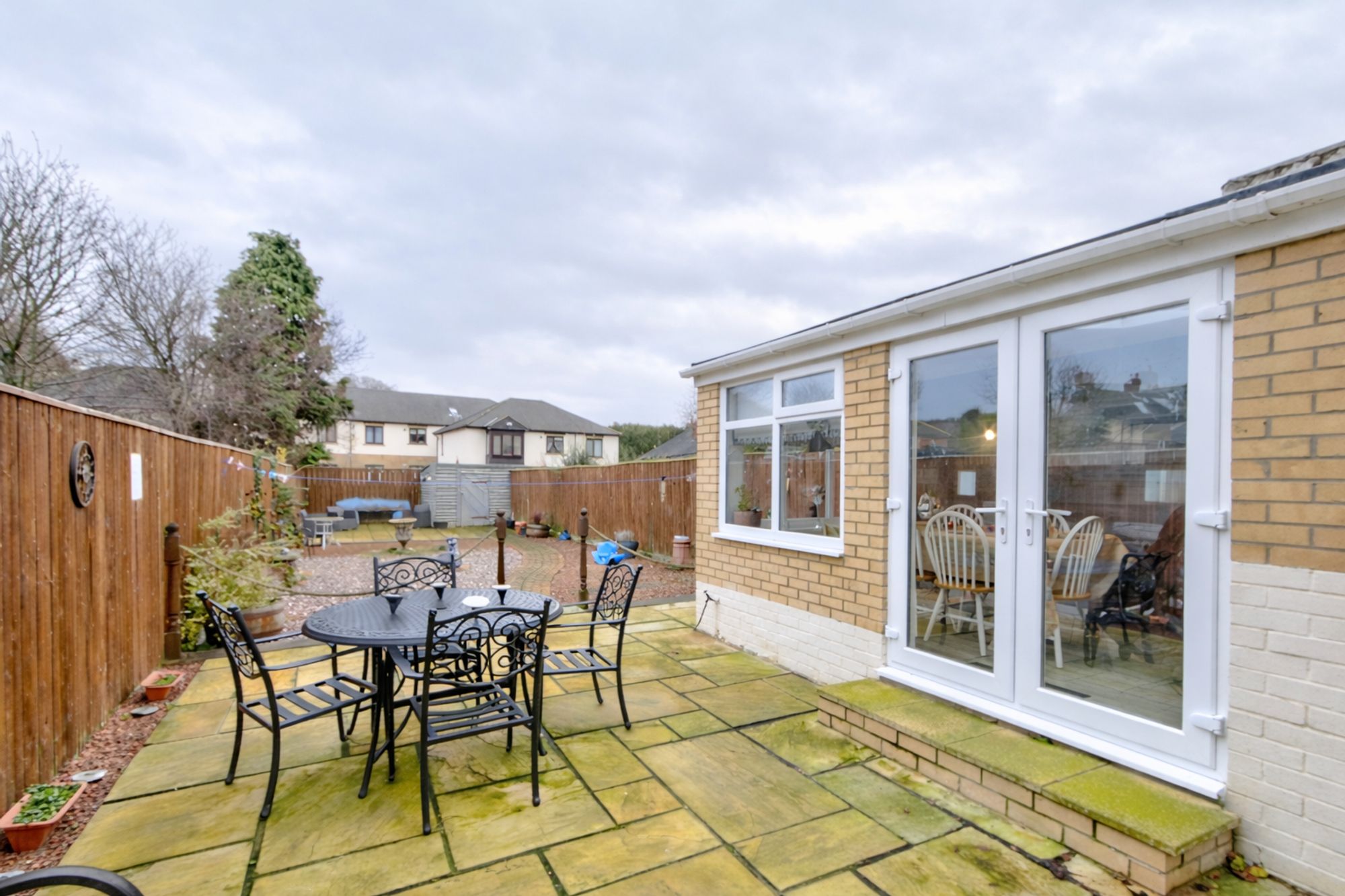 0dcfed95-d1a4-4ca8-ab1d-128f0d885726