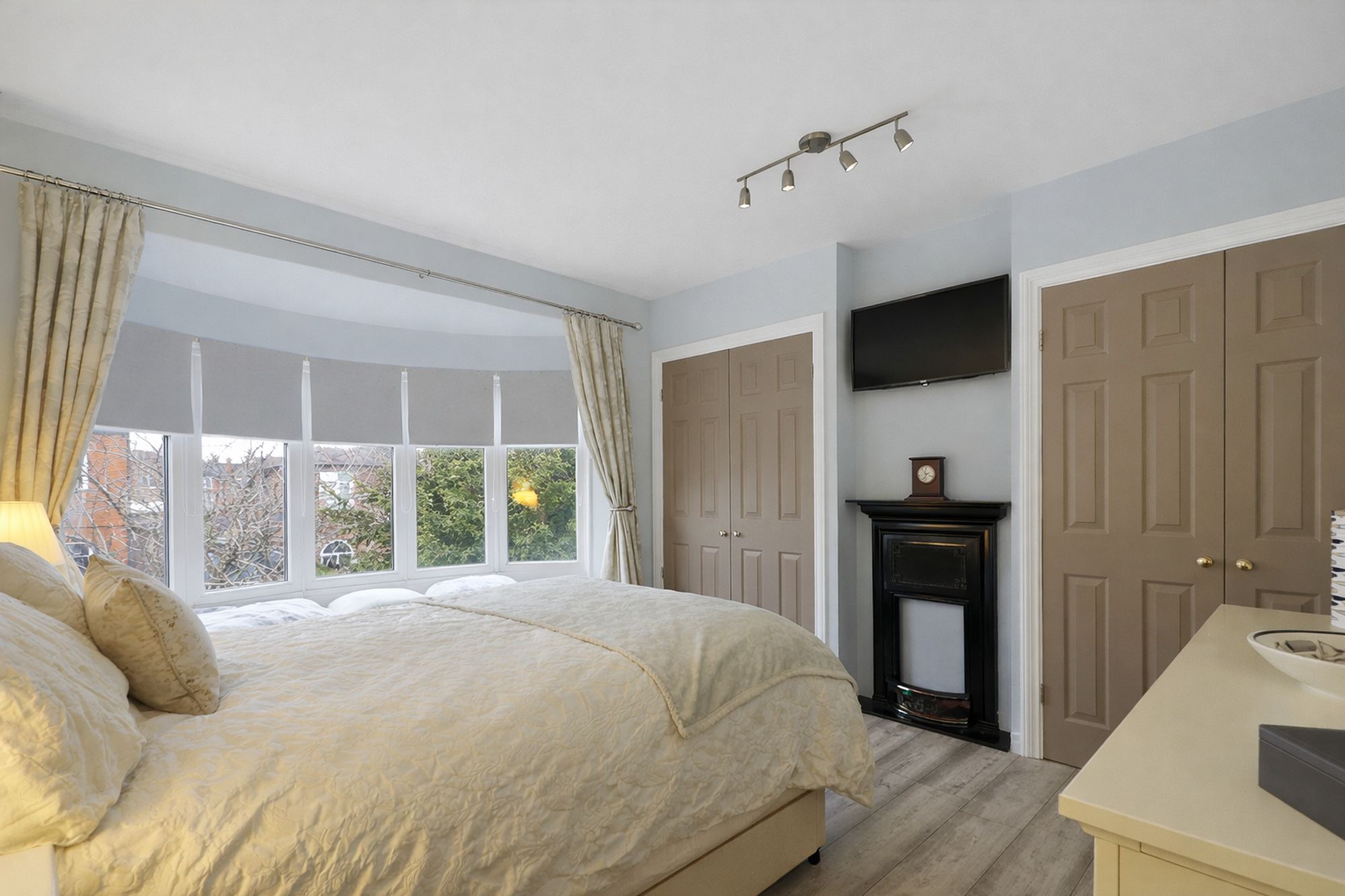 77a4cb43-9deb-49bc-9b4e-01f9a17dfb15