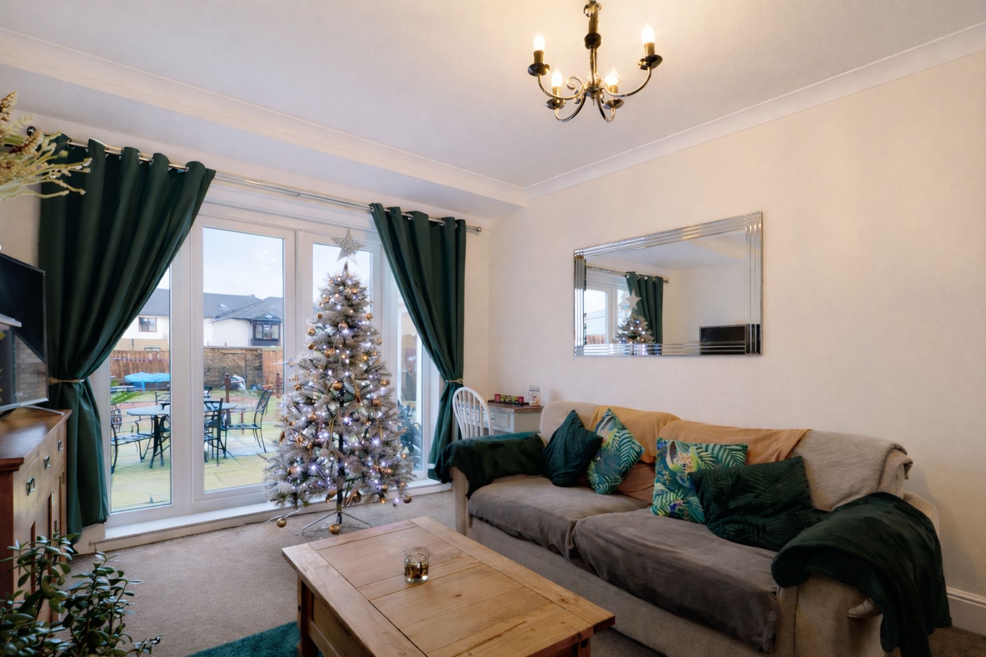 990461b7-f4af-49fa-9b5f-5b19d9450f7a