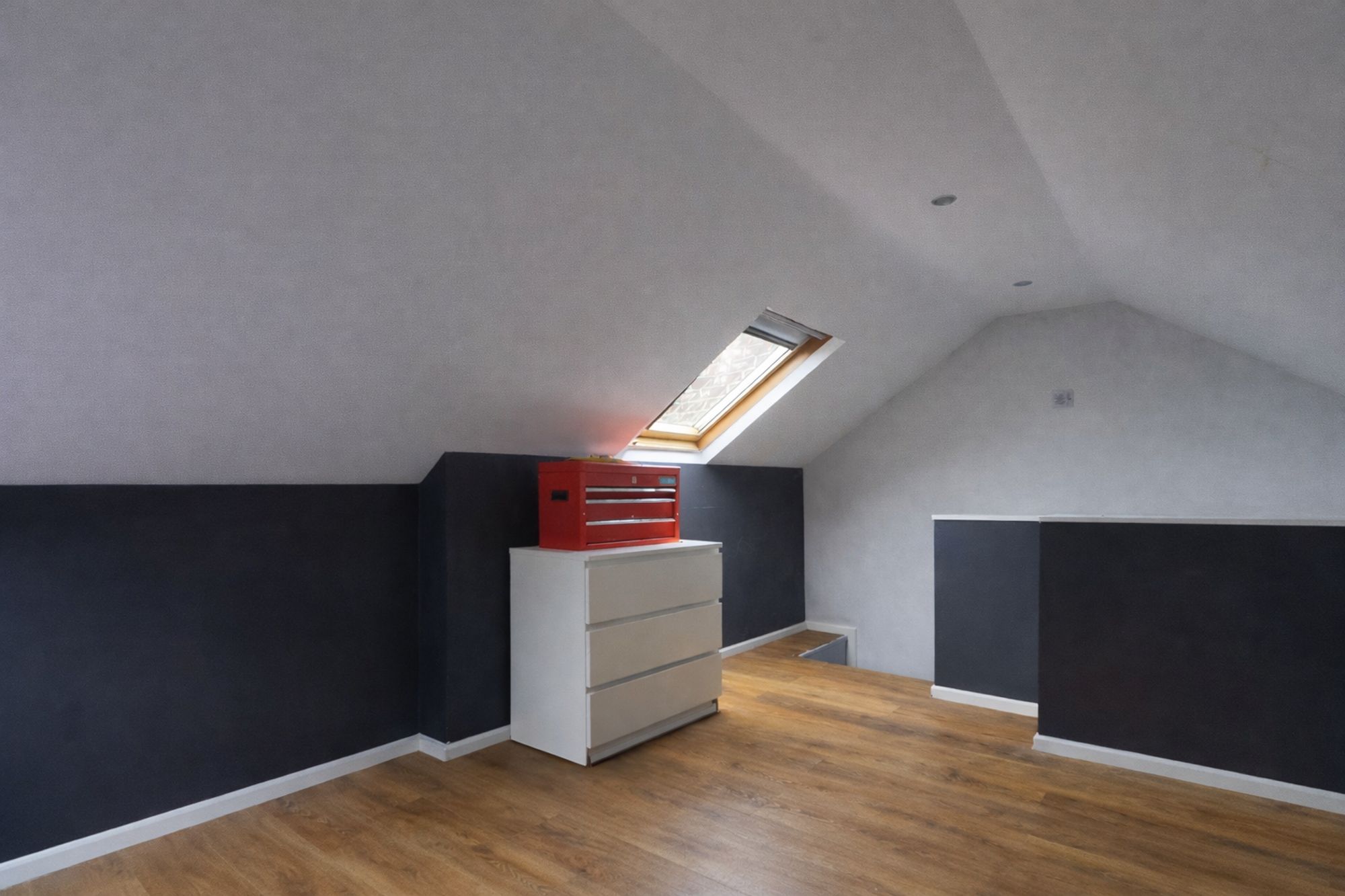 04789b30-c476-4f17-81a6-358c328c7a6e