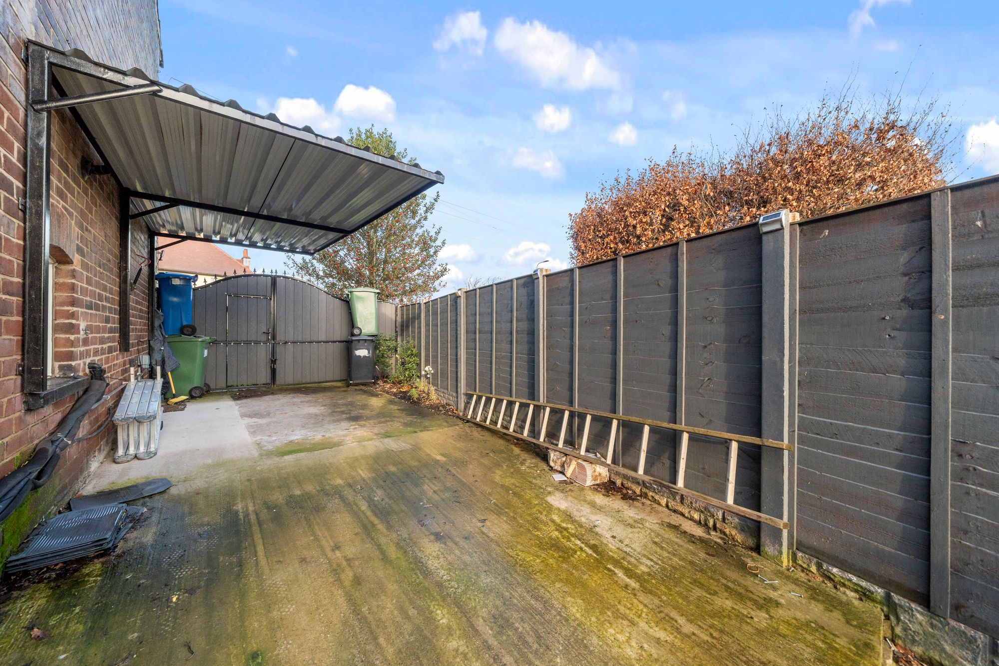 Leigh Road, Leigh, WN7