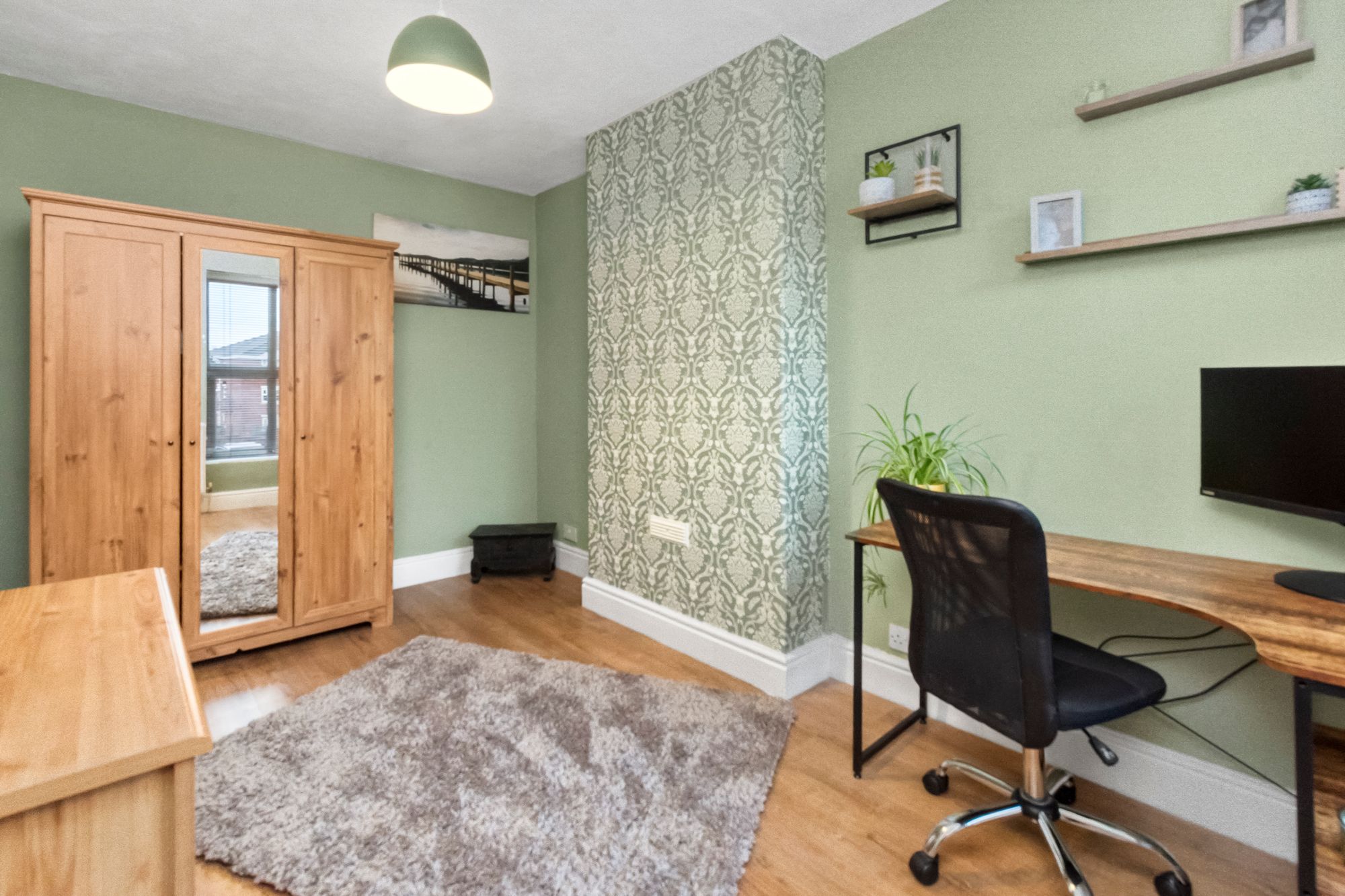 Dalton Bank, Warrington