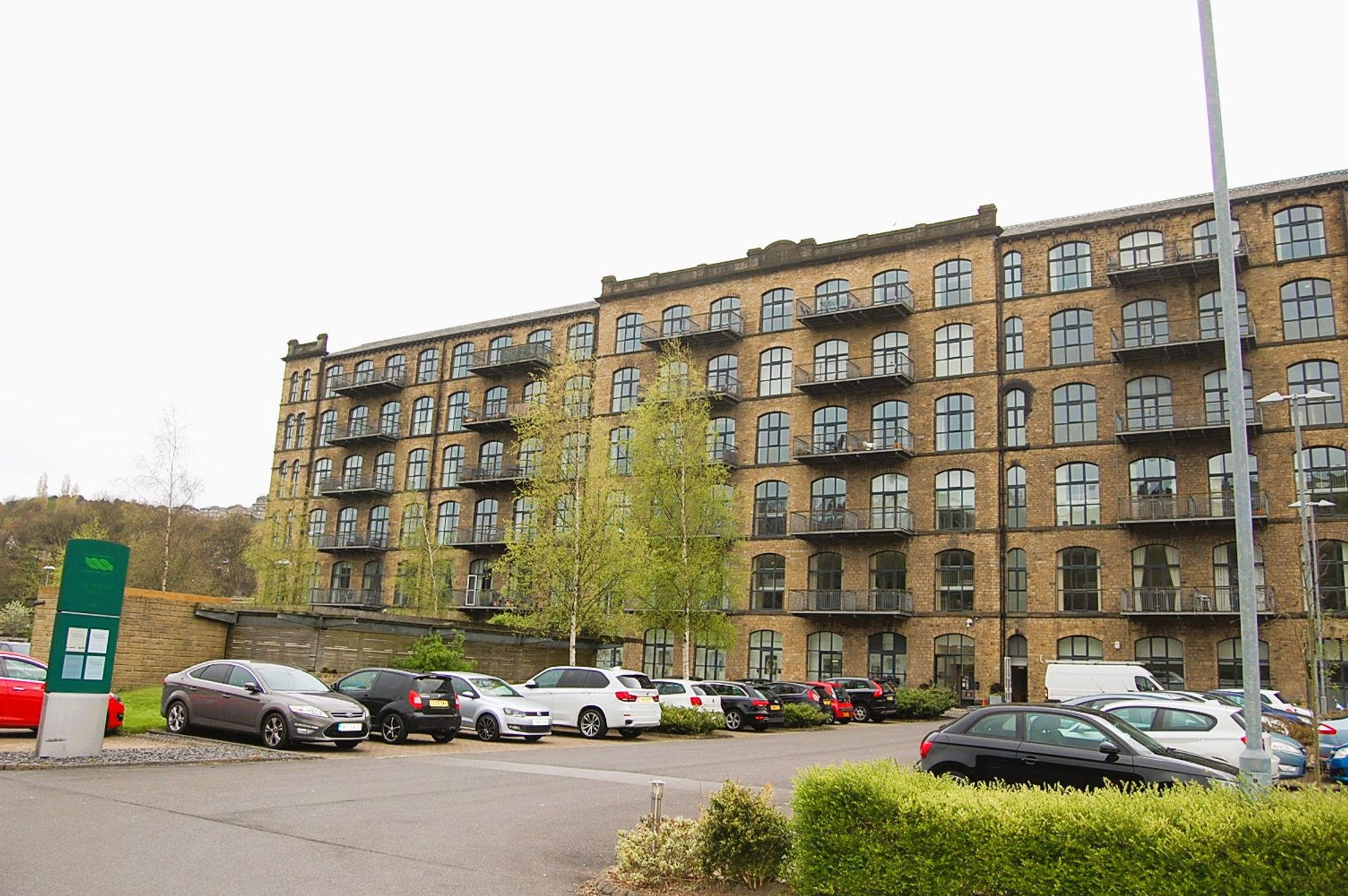 Photo of Low Westwood Lane, Linthwaite, HD7