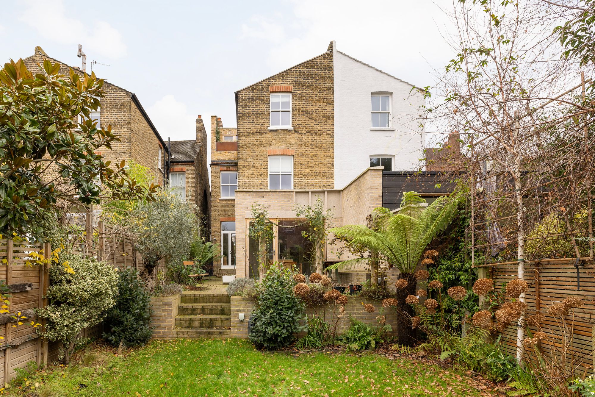 SOH 3 Waveney Avenue 46