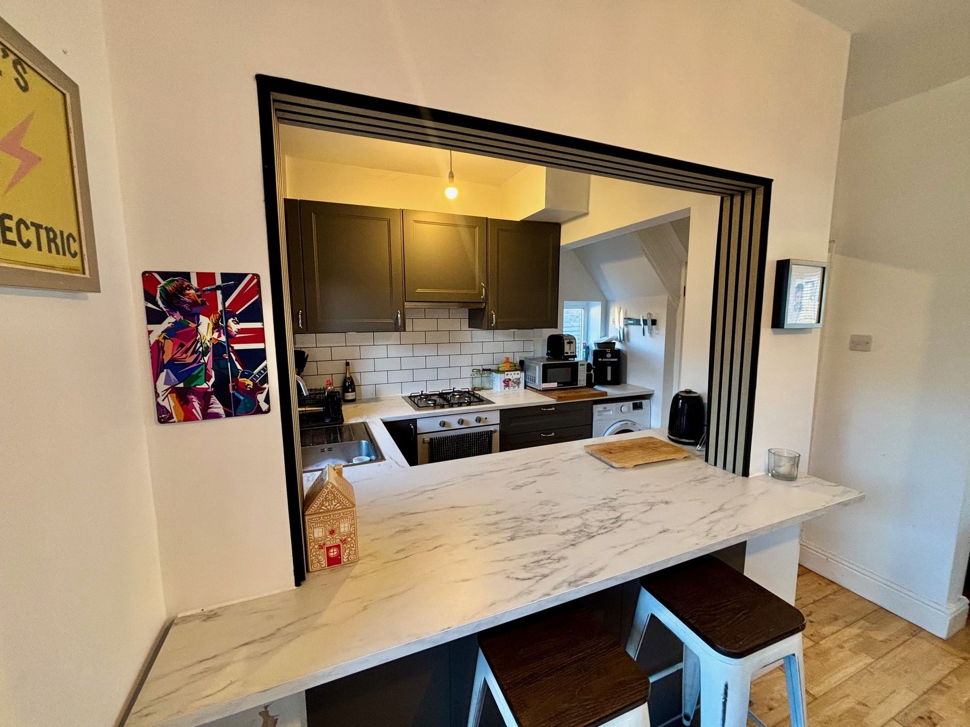 Bernard Avenue, Warrington