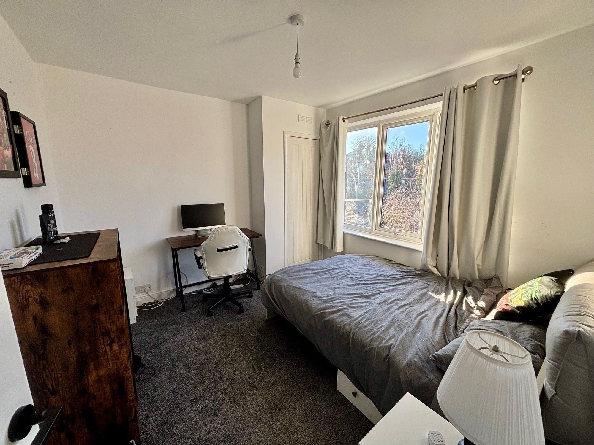 Bernard Avenue, Warrington