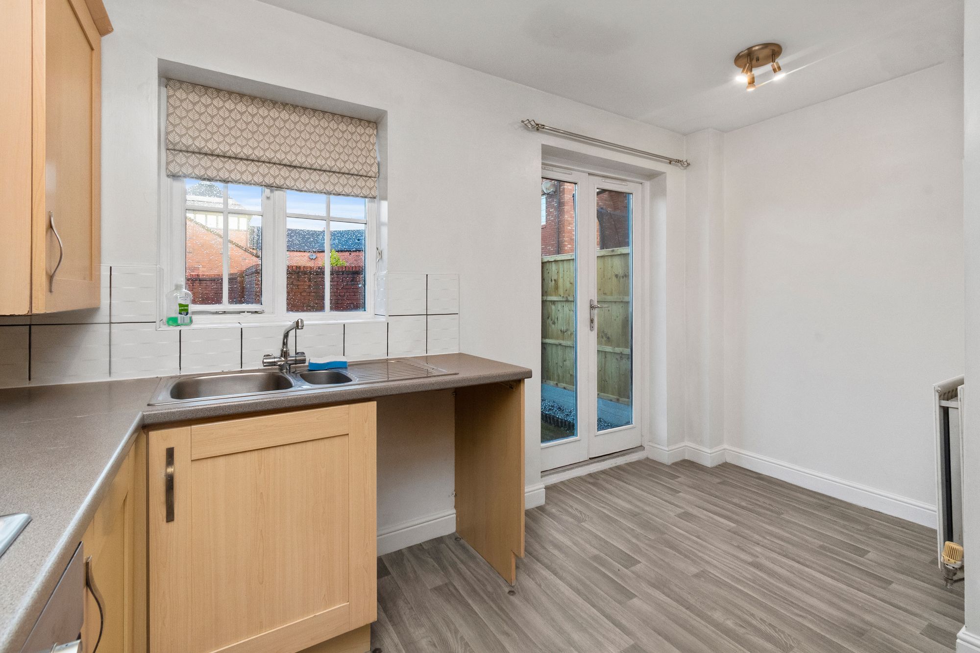 Archers Green Road, Westbrook, WA5