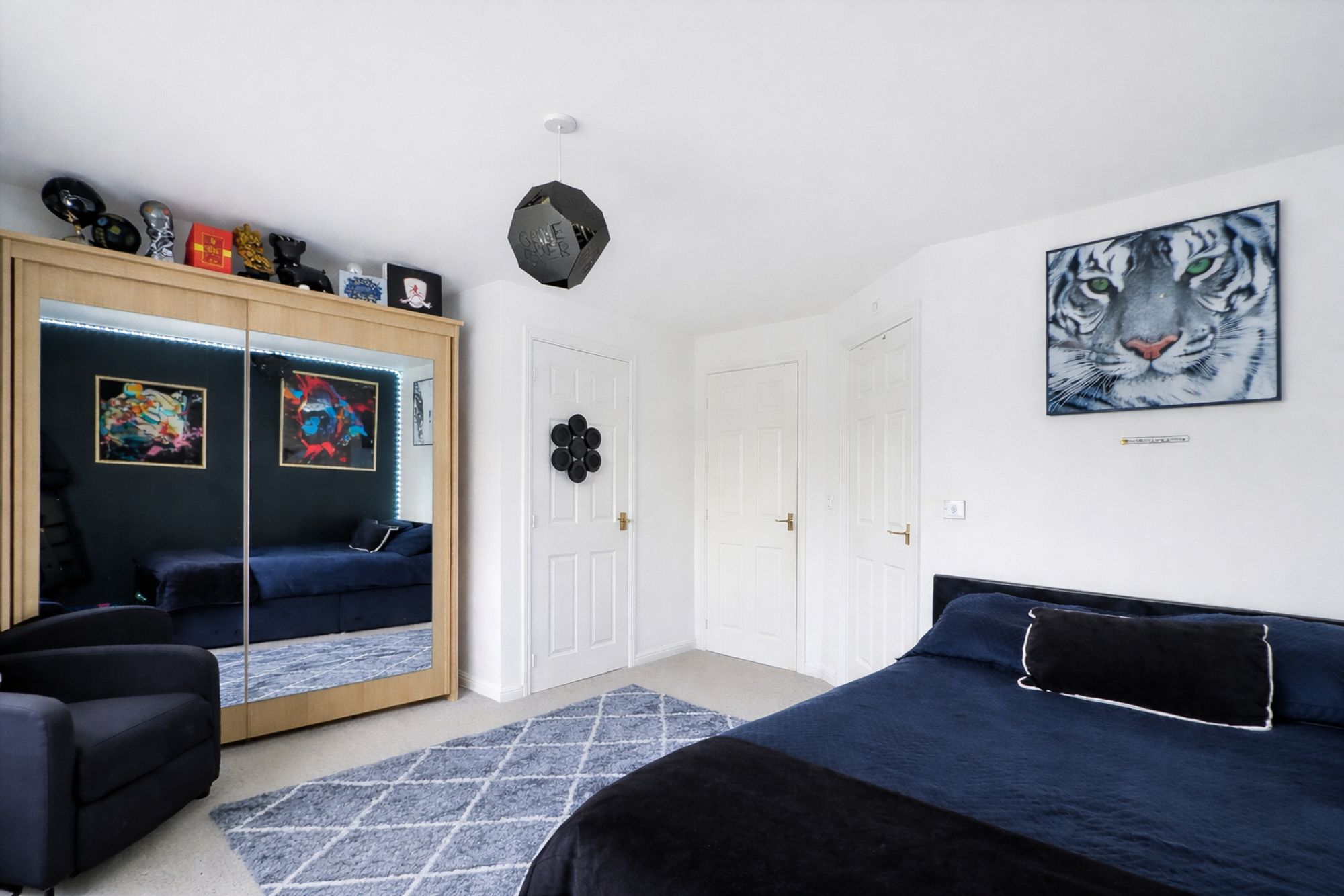 5ef80ebc-de45-43c5-bd14-bb75dca934ee